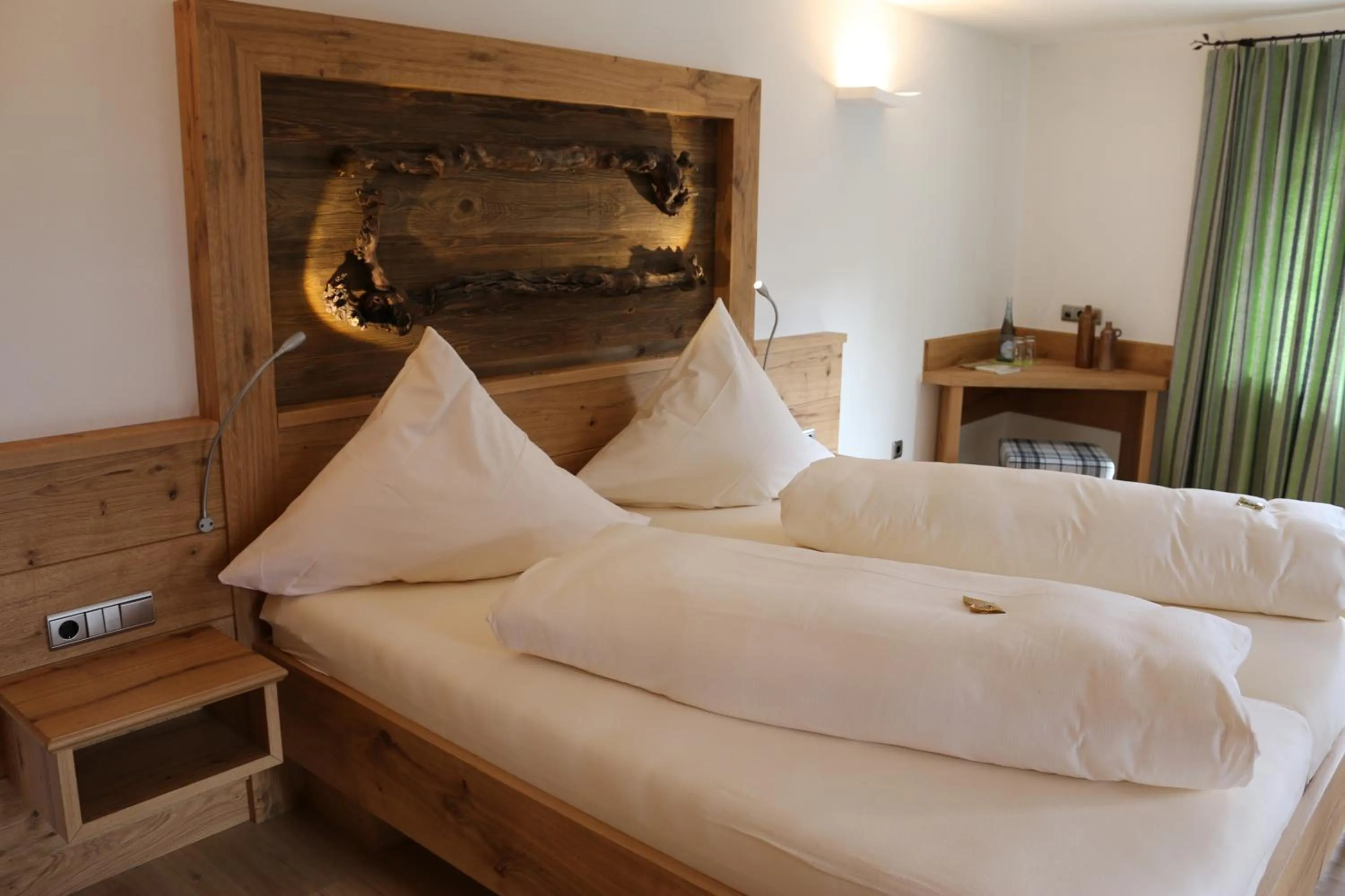 Photo of the whole room, Bed in Gasthof Zum Lam