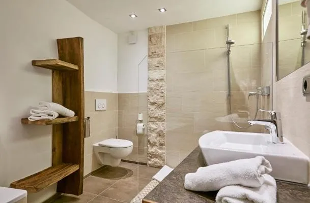 Bathroom in Gasthof Zum Lam