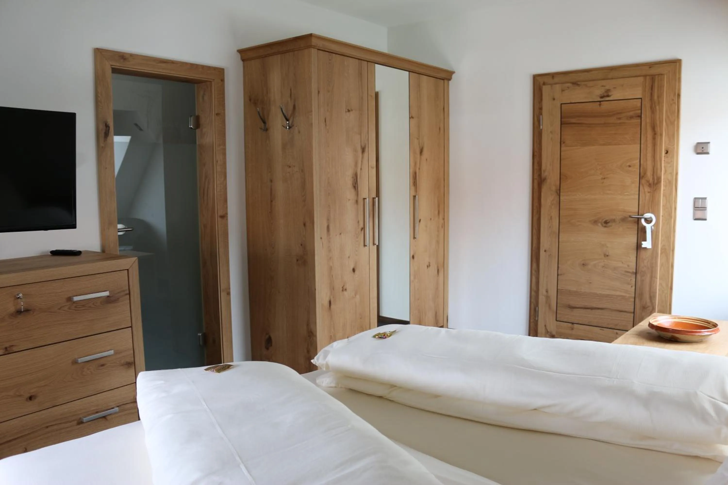 Photo of the whole room, Bed in Gasthof Zum Lam