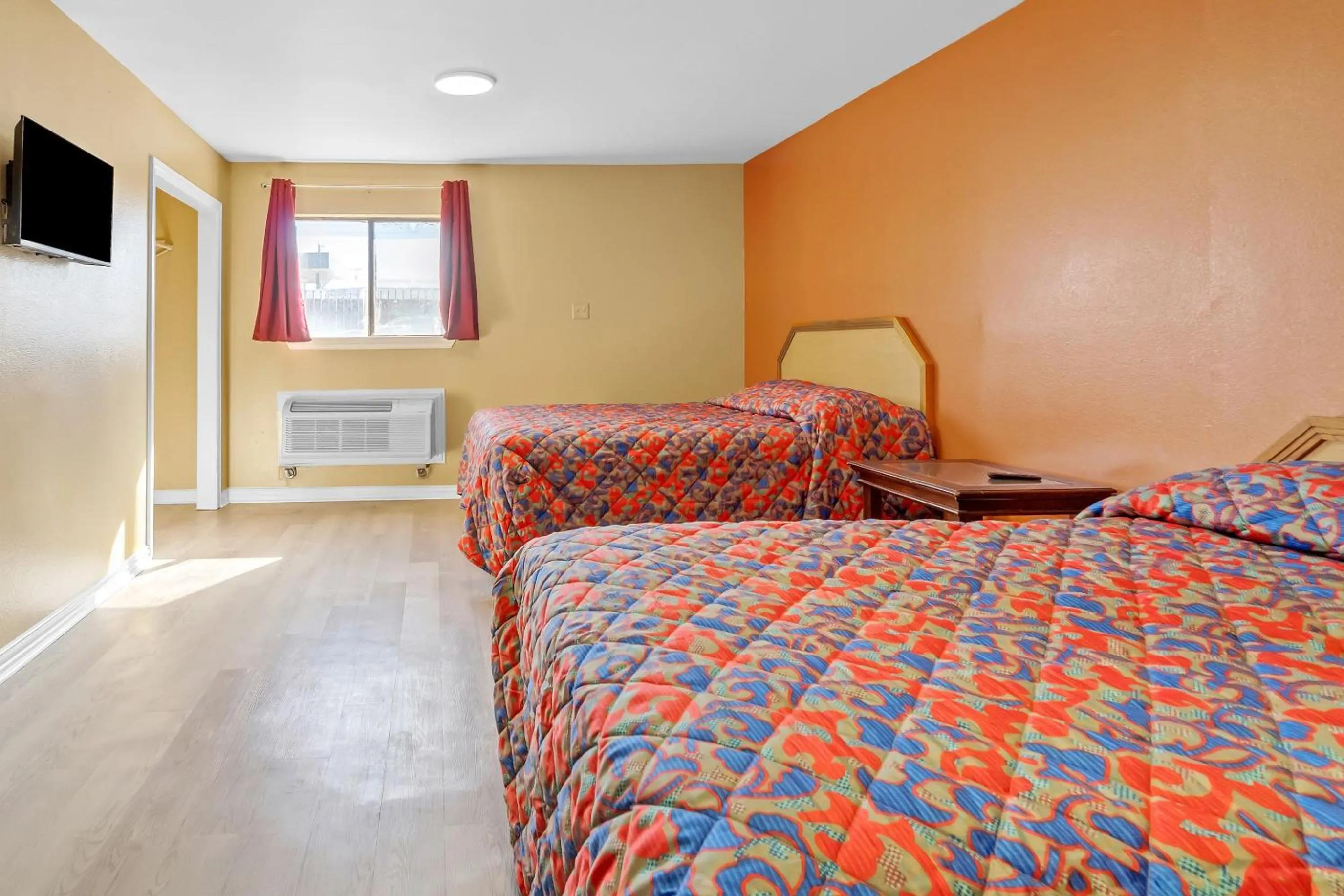 Bedroom, Bed in Relax Motel Grand Prairie Dallas I 30