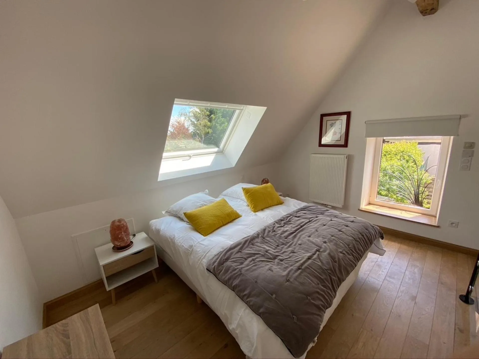 Bedroom, Bed in LA DEMALERIE