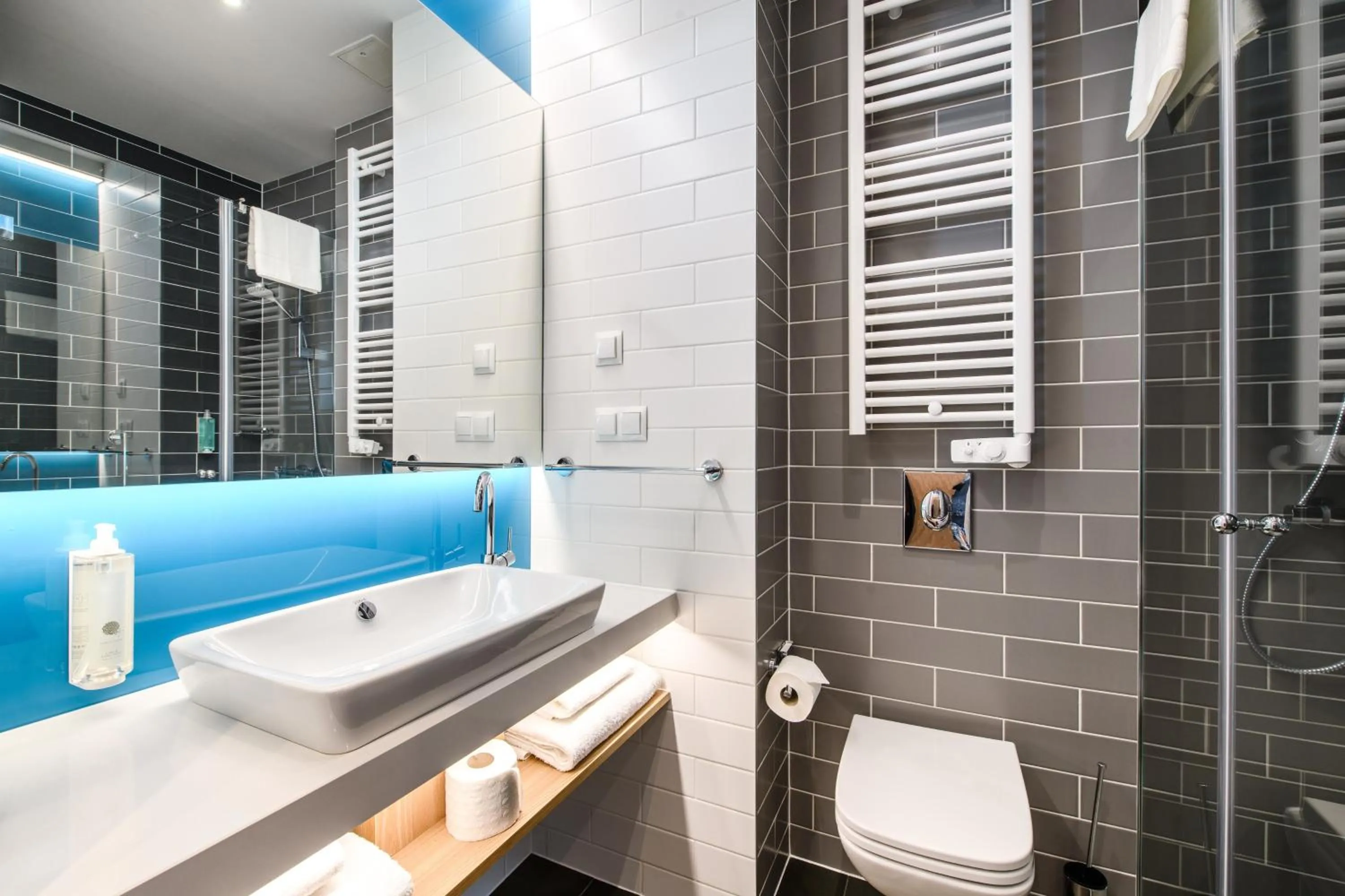 Photo of the whole room in Holiday Inn Express - Rzeszow Airport by IHG