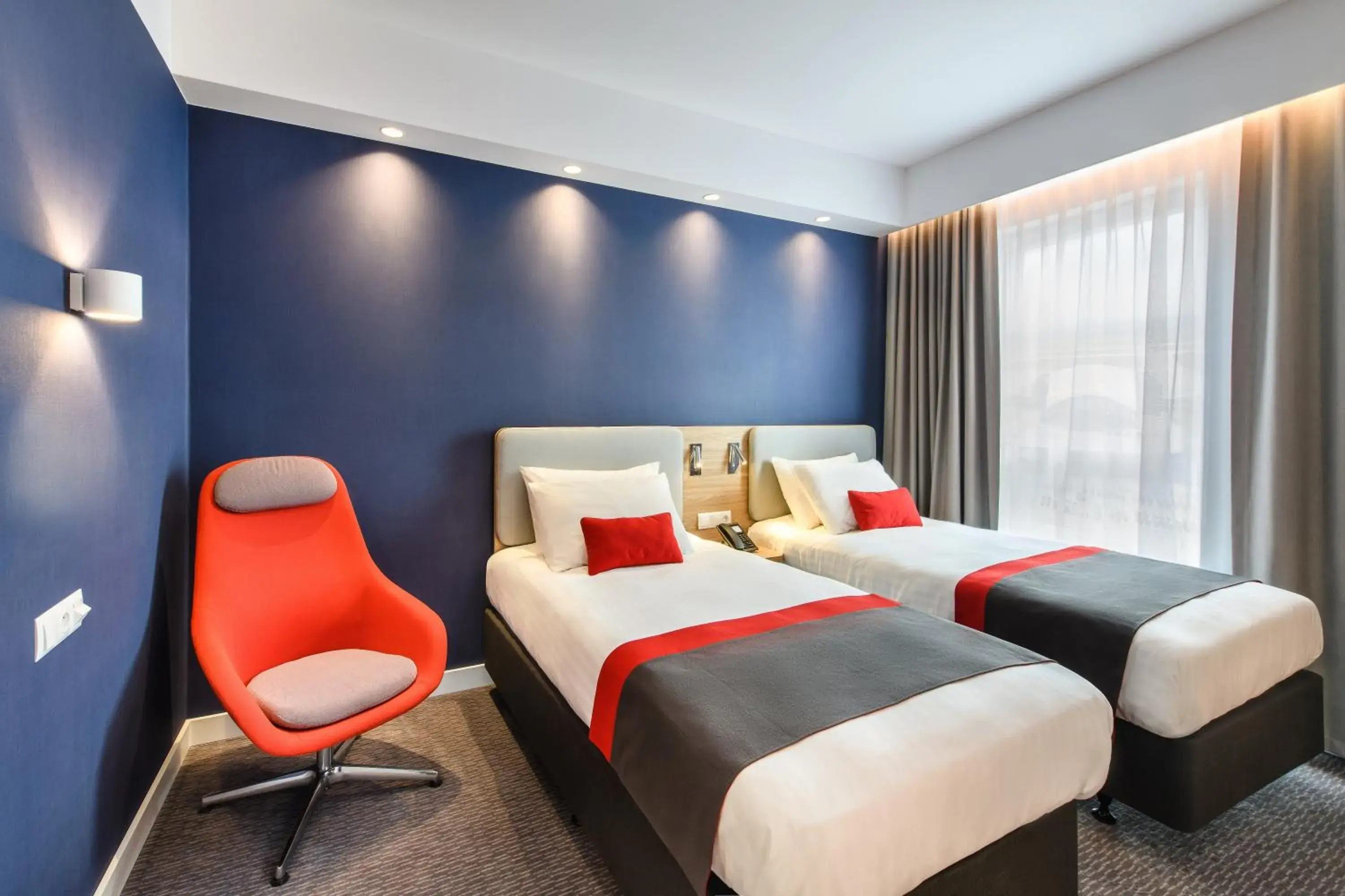Standard Twin Room with Free Breakfast in Holiday Inn Express - Rzeszow Airport by IHG Standard Twin Room with Free Breakfast in Holiday Inn Express - Rzeszow Airport by IHG