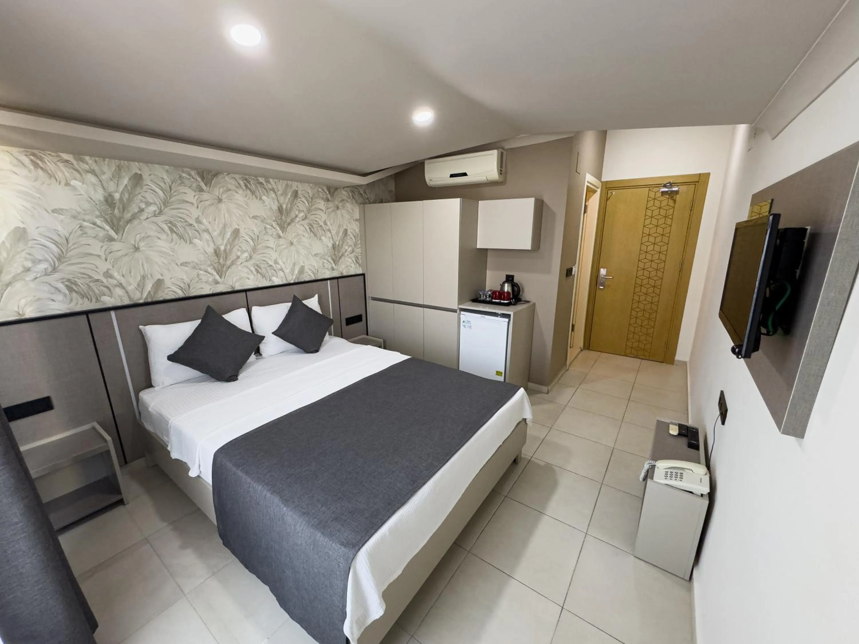 Bed in Sardunya Hotel