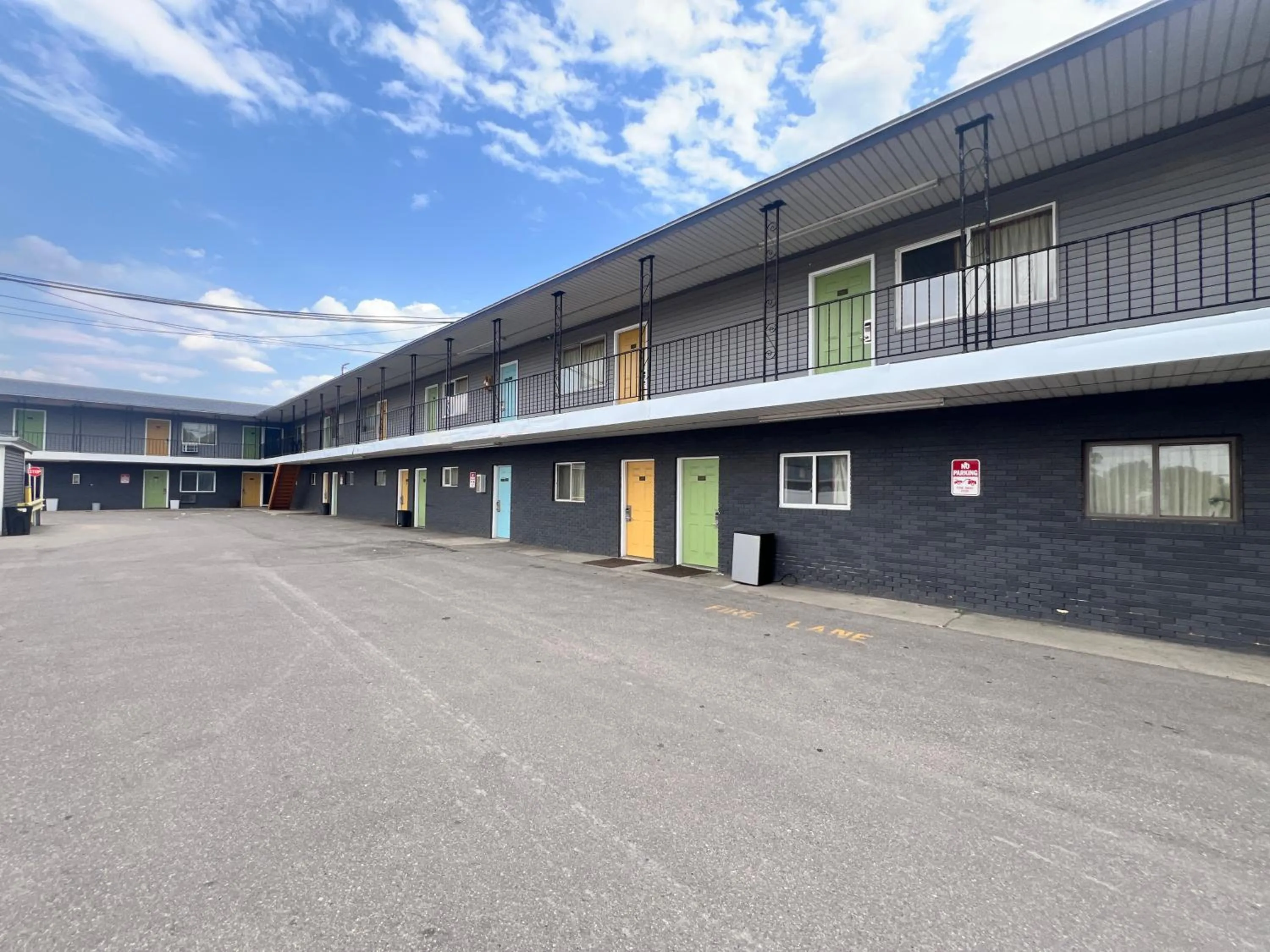 Facade/entrance in Hotel O East Hemphill Burton-Flint