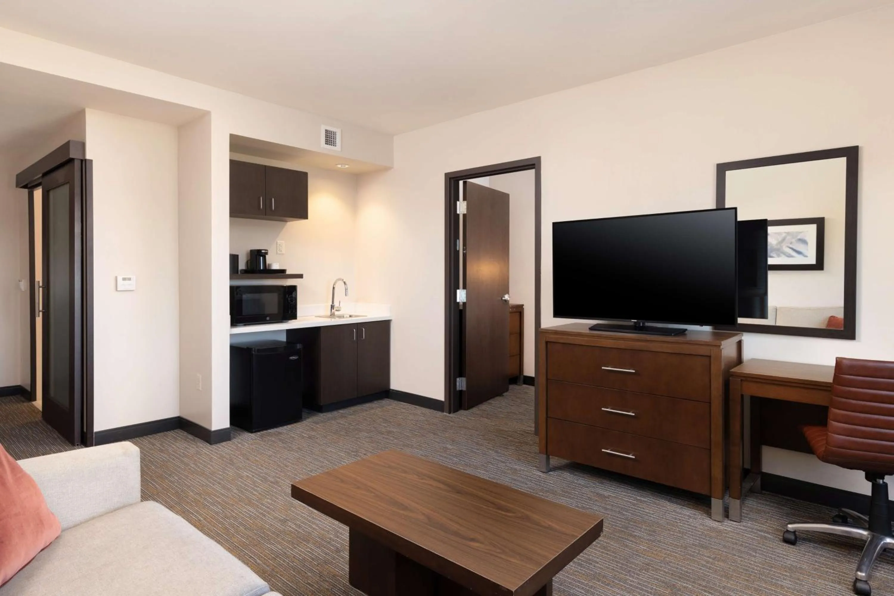 Living room in Hampton Inn San Jose Cherry Ave, CA
