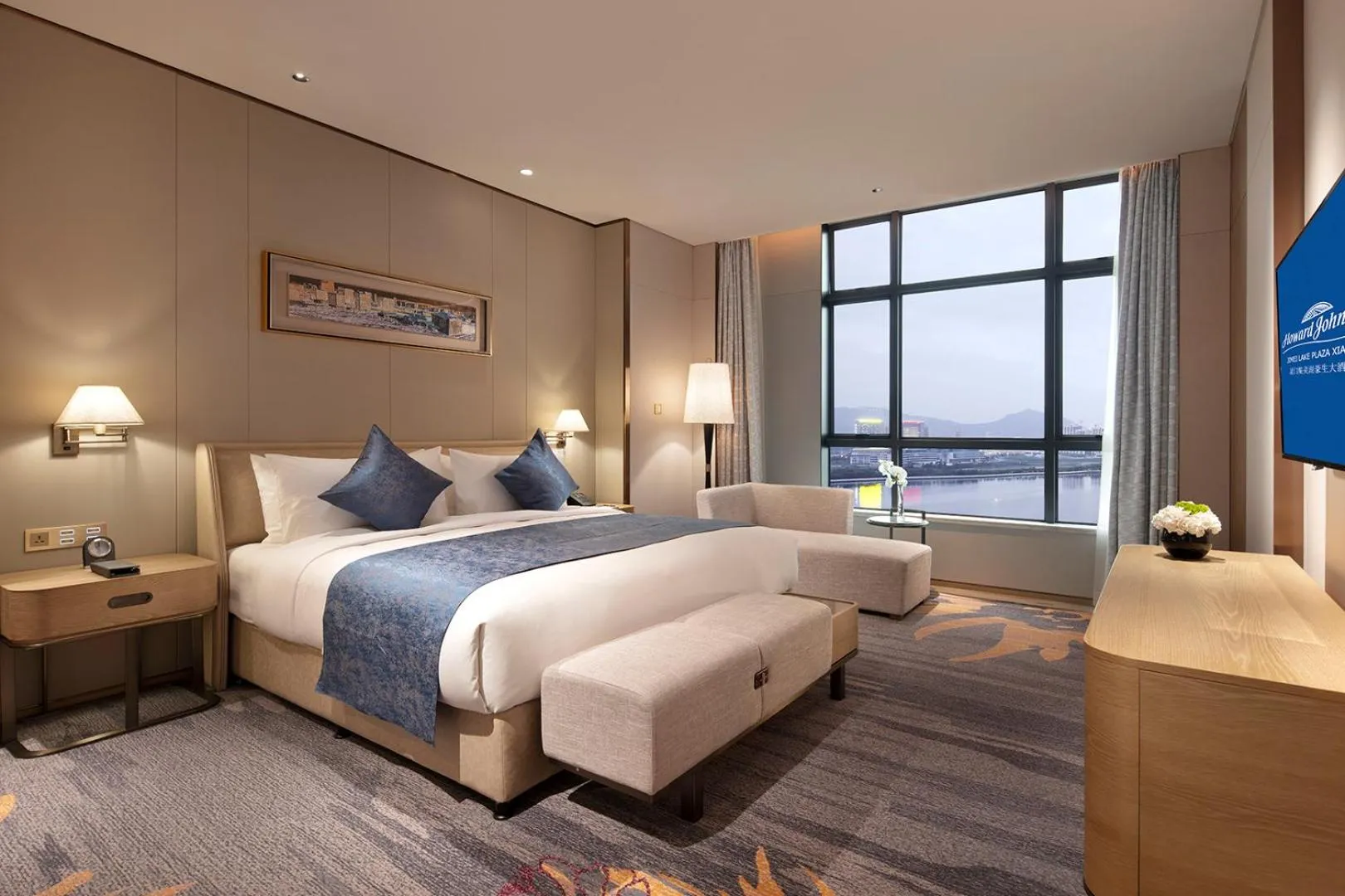 Bed in Howard Johnson by Wyndham Jimei Lake Plaza Xiamen