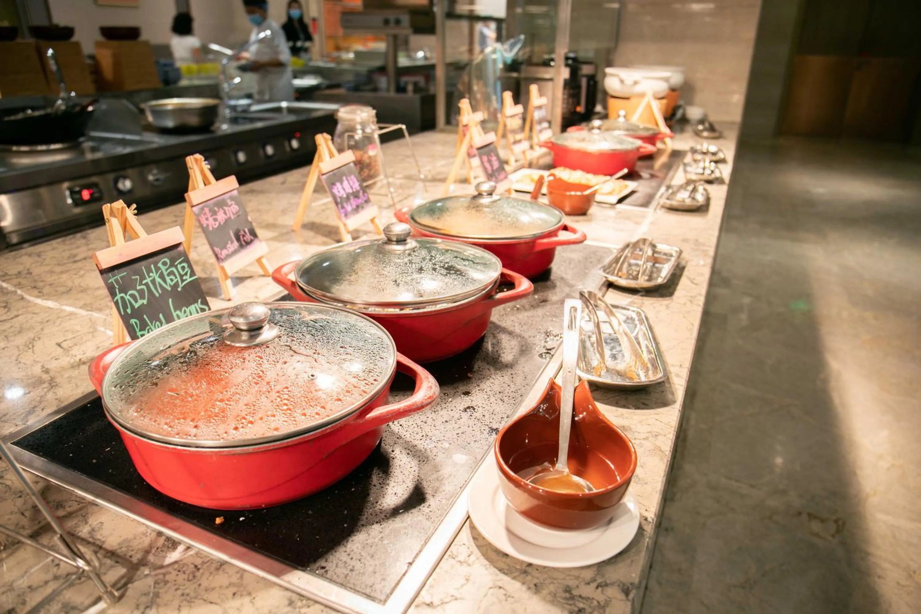 Breakfast in Howard Johnson by Wyndham Jimei Lake Plaza Xiamen