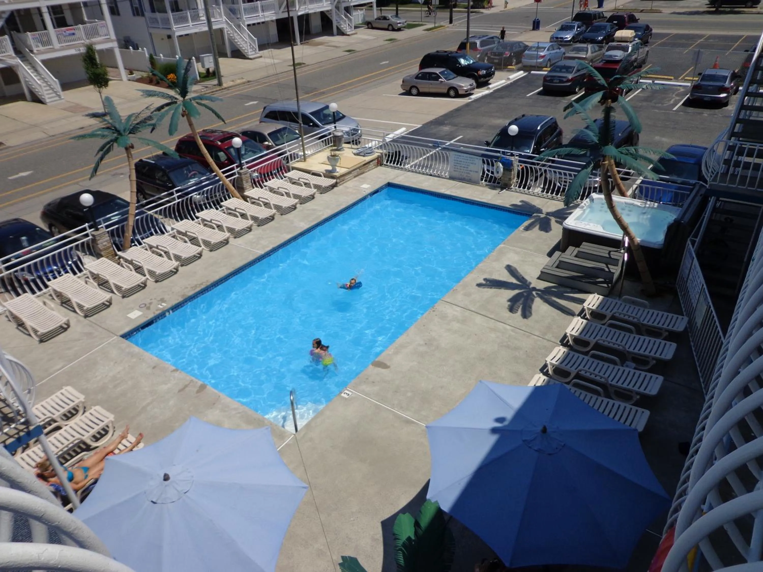 Day in Quarterdeck Motel