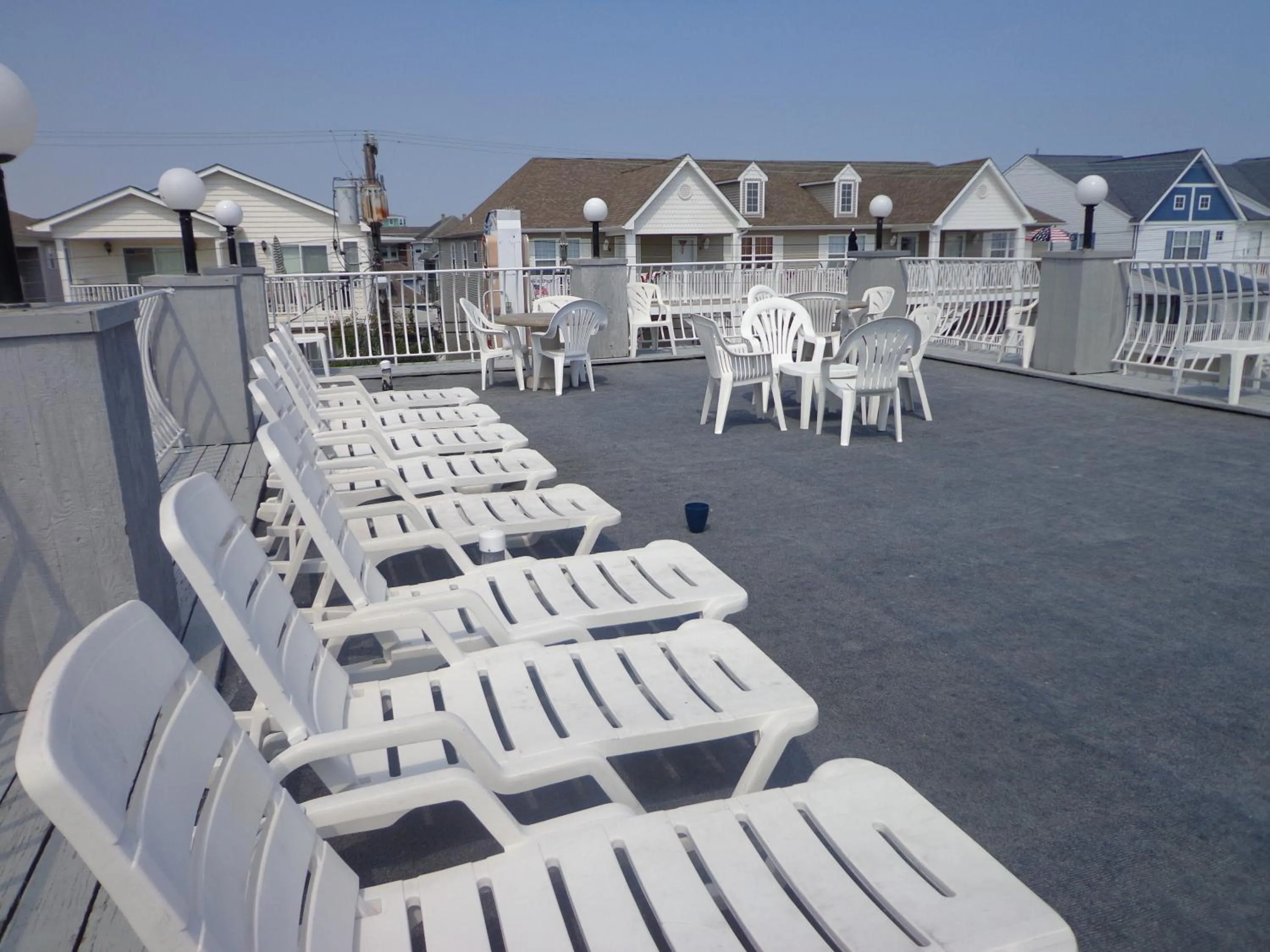 Day in Quarterdeck Motel