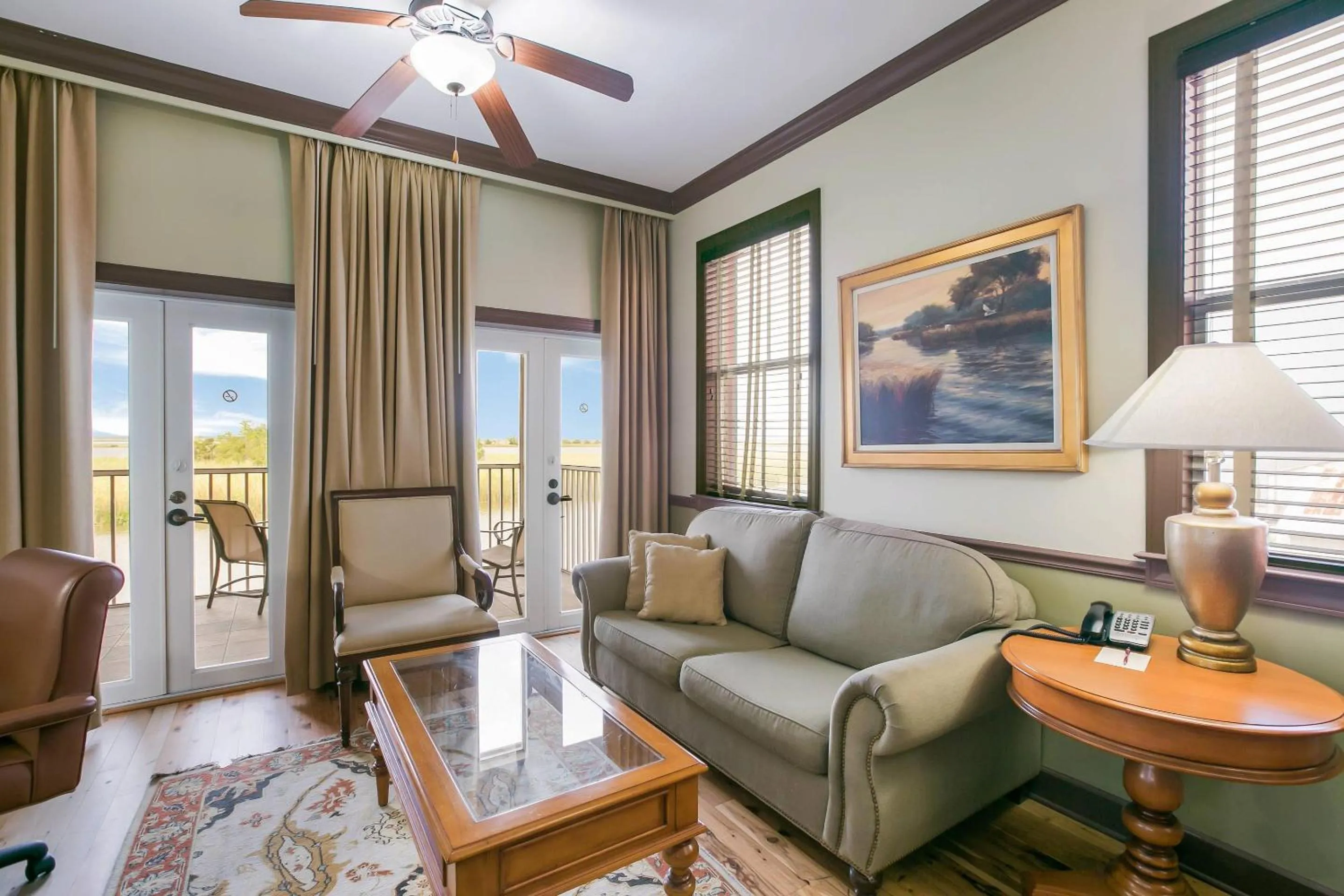 Bedroom in Water Street Hotel & Marina, an Ascend Collection Hotel