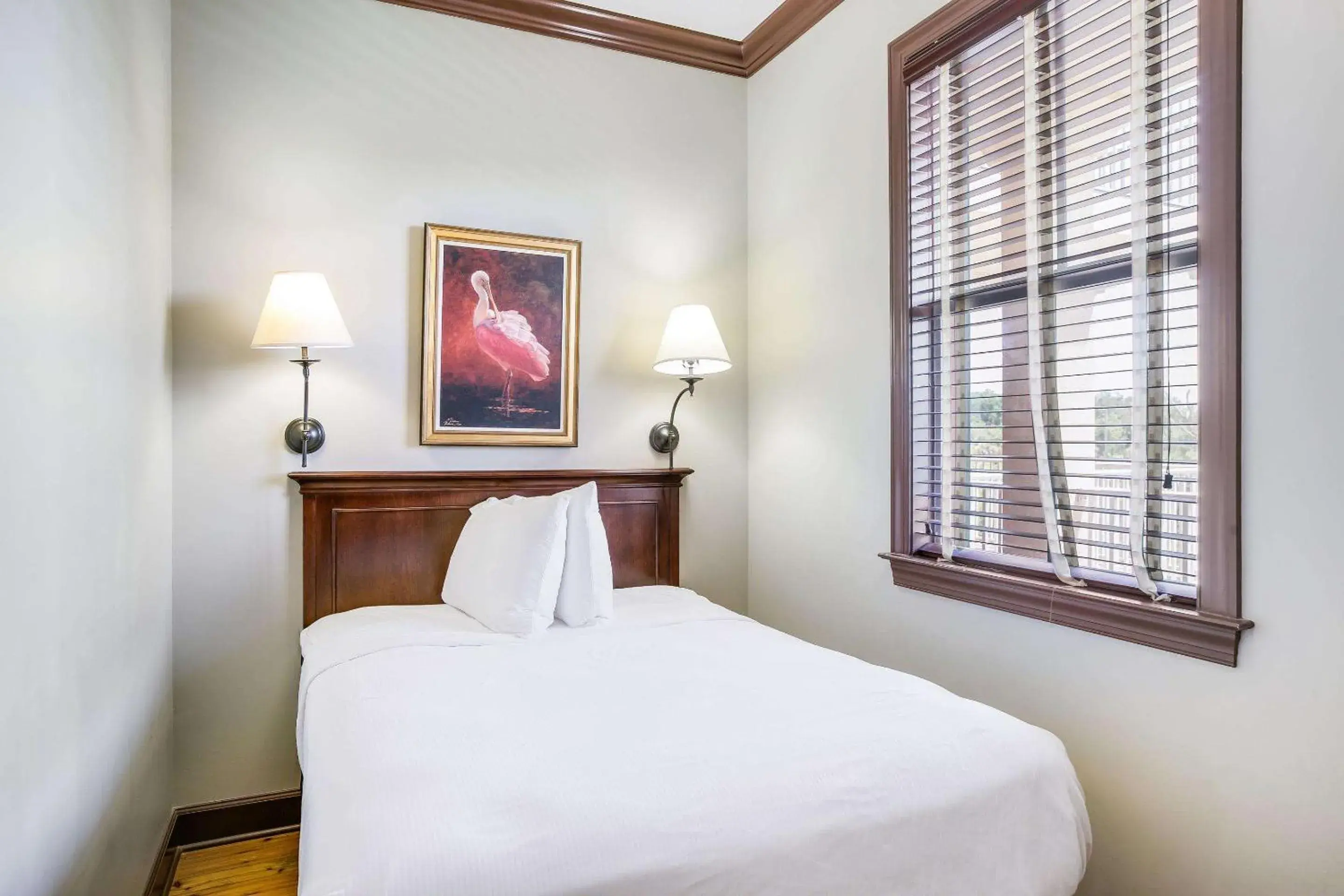 Family Queen Suite - Non Smoking in Water Street Hotel & Marina, an Ascend Collection Hotel Family Queen Suite - Non Smoking in Water Street Hotel & Marina, an Ascend Collection Hotel