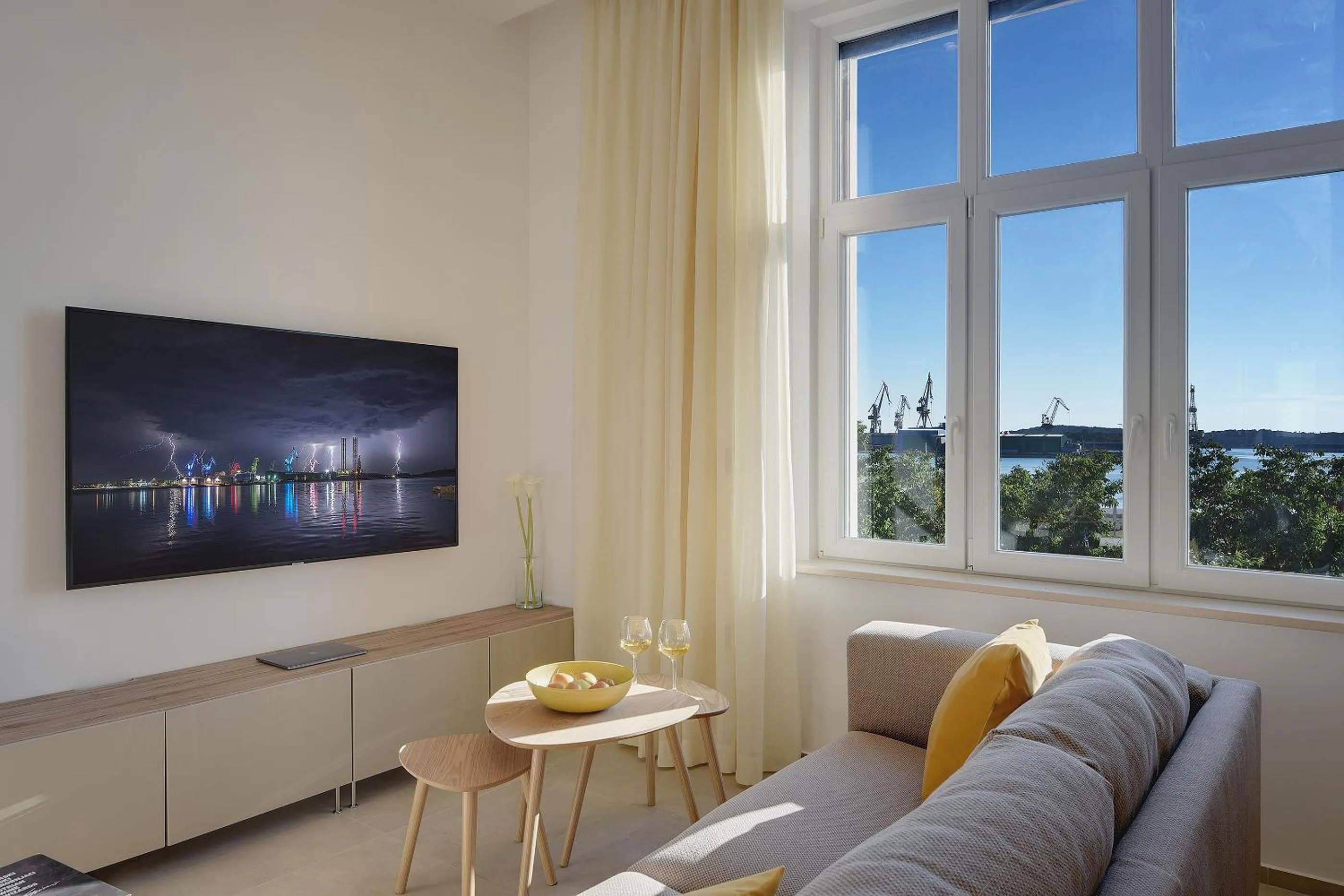 TV and multimedia in Lifestyle Apartments