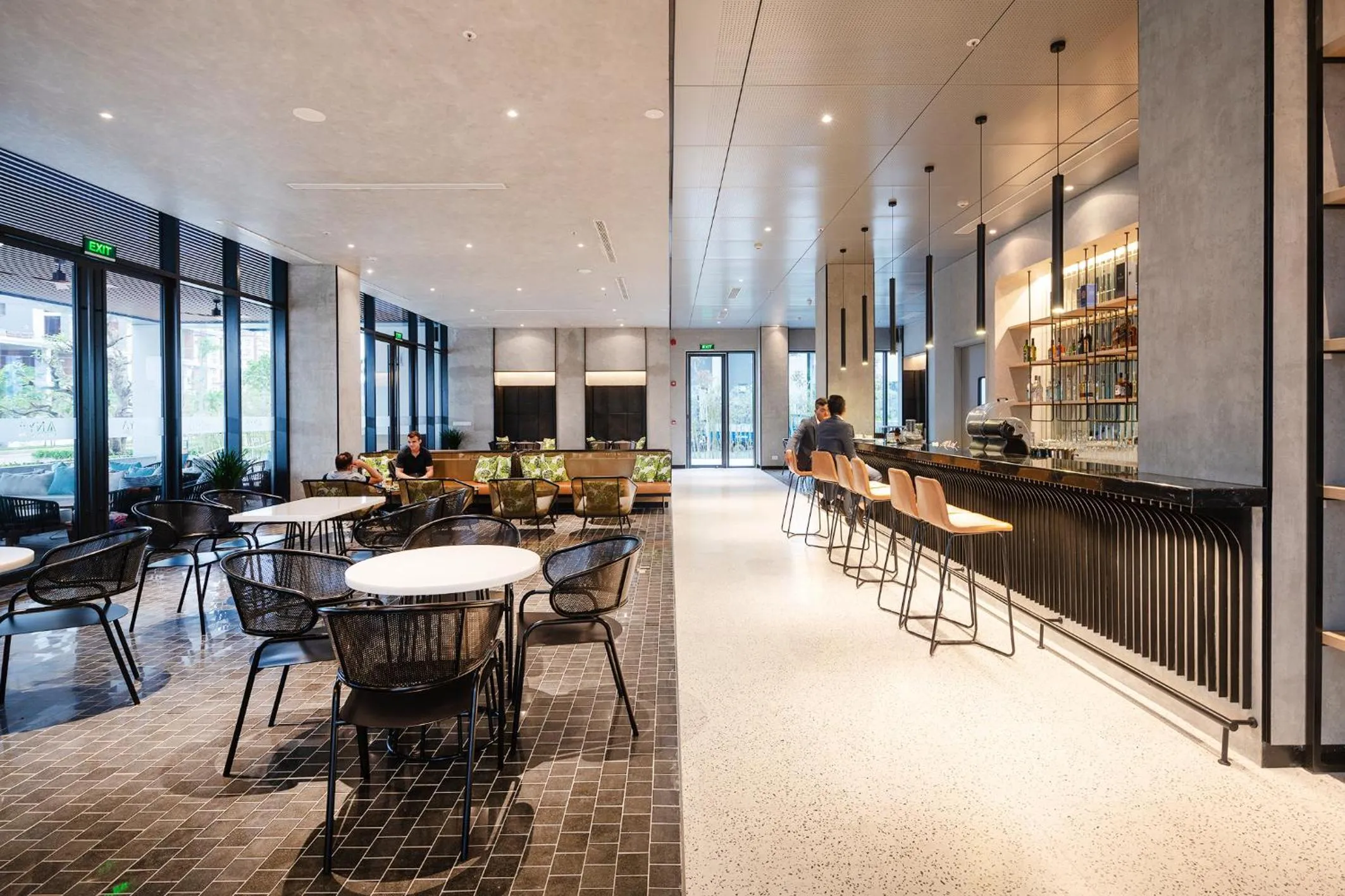Lounge or bar in Anya Beach Hotel Quy Nhon