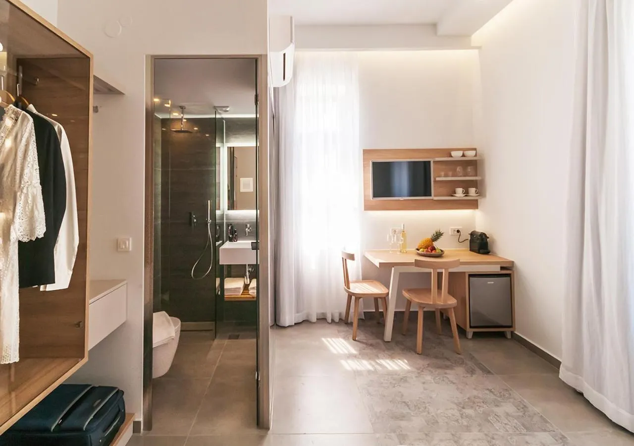 Toilet in Epavli Boutique Hotel