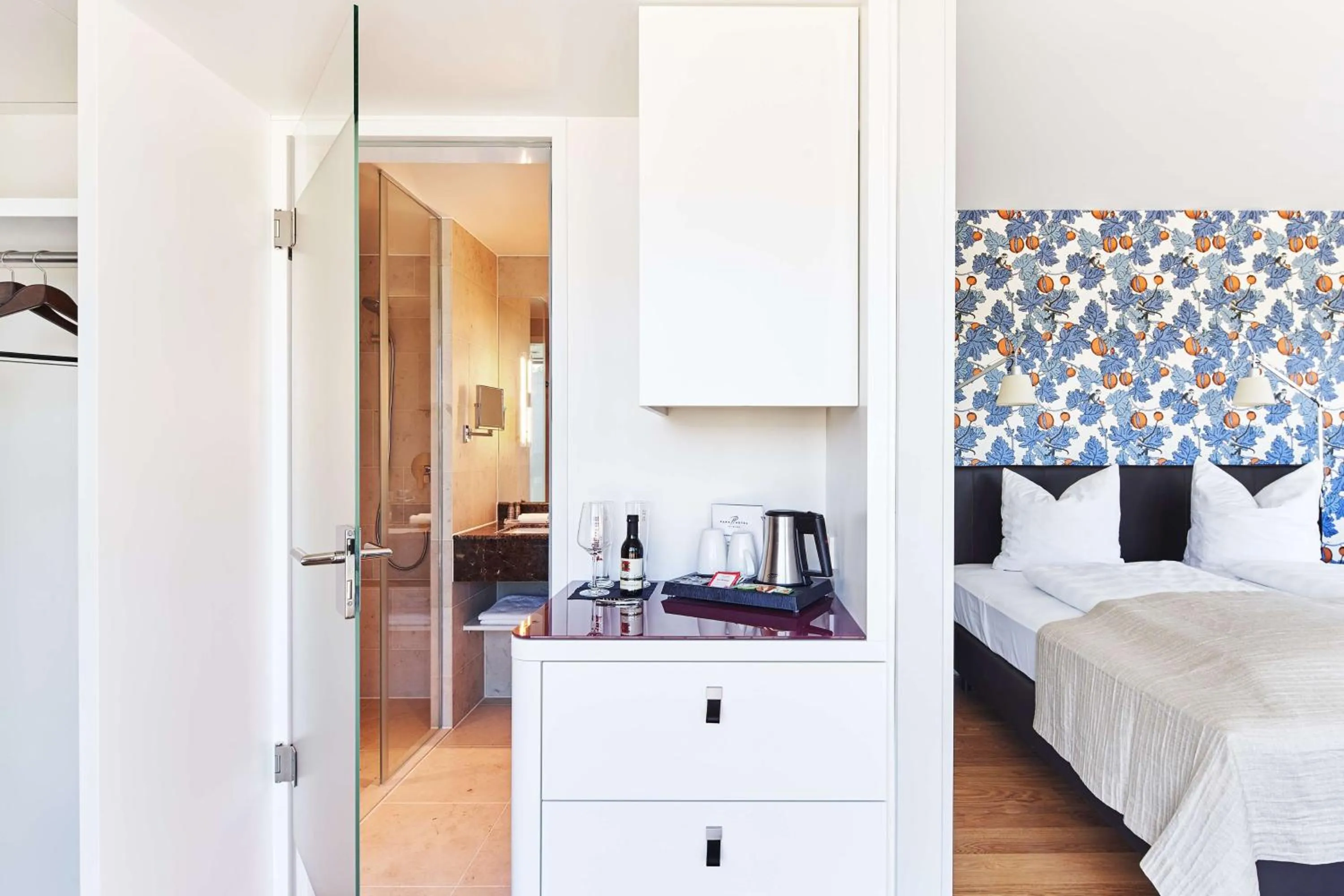 Photo of the whole room, Bed in Parkhotel Heilbronn