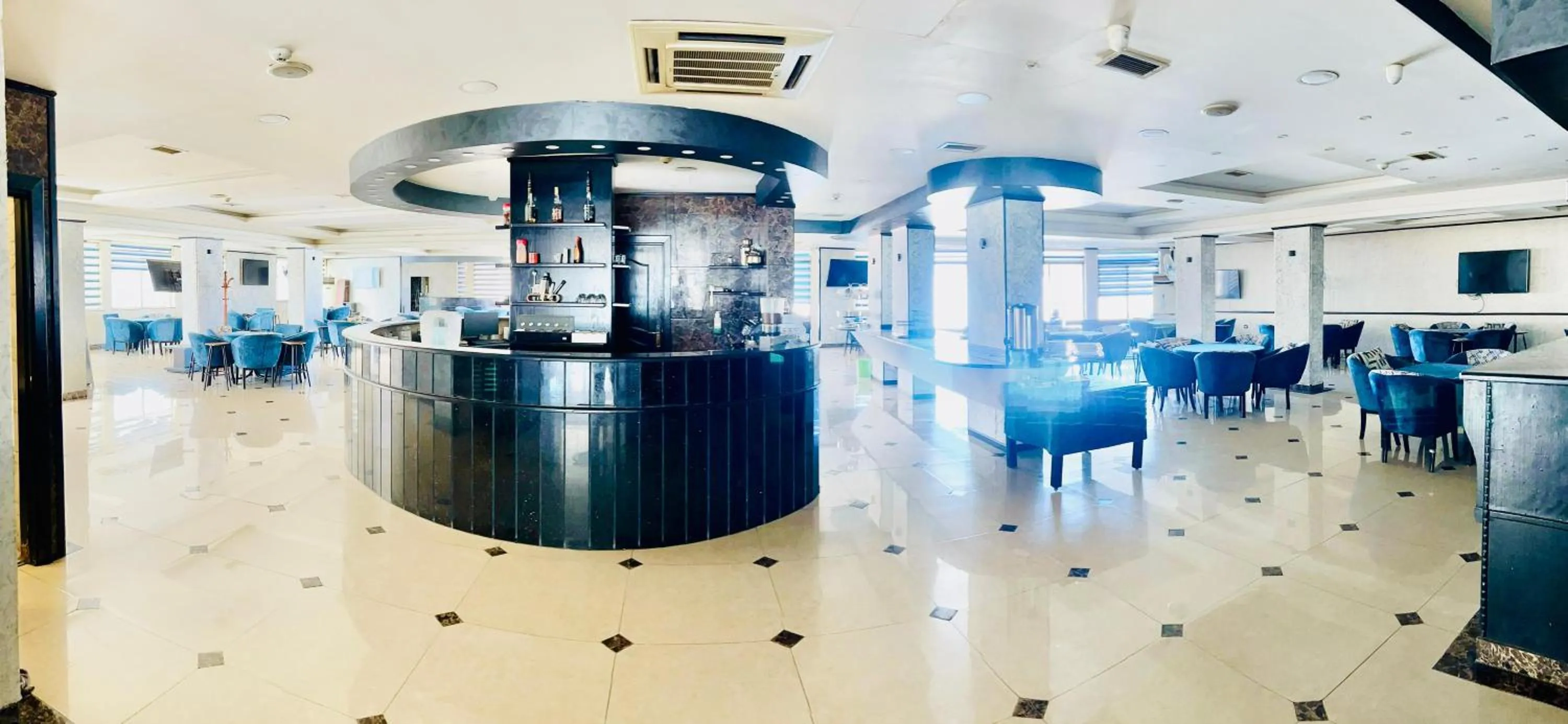 Restaurant/places to eat in Panorama Amman Hotel