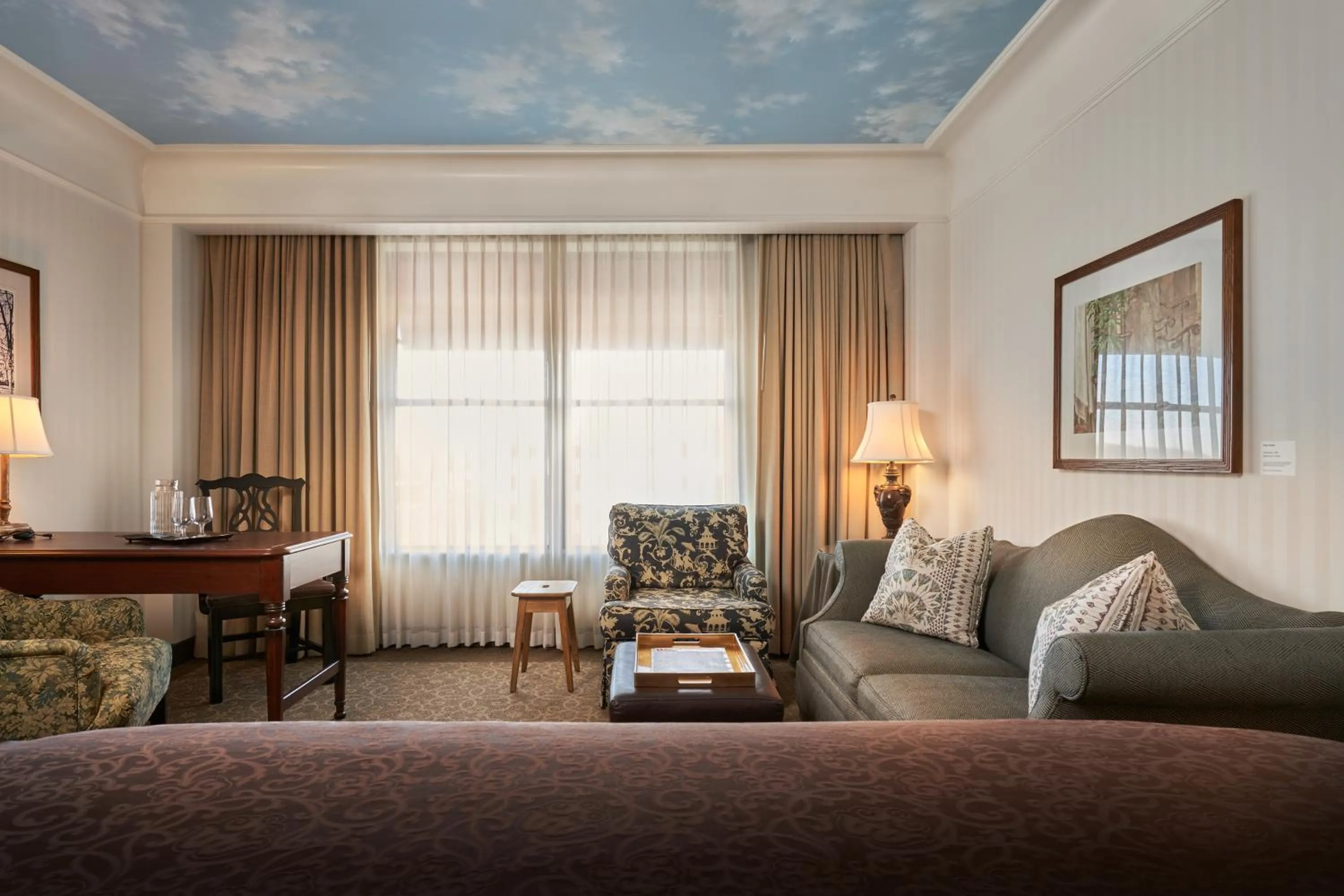 Bedroom in O.Henry Hotel