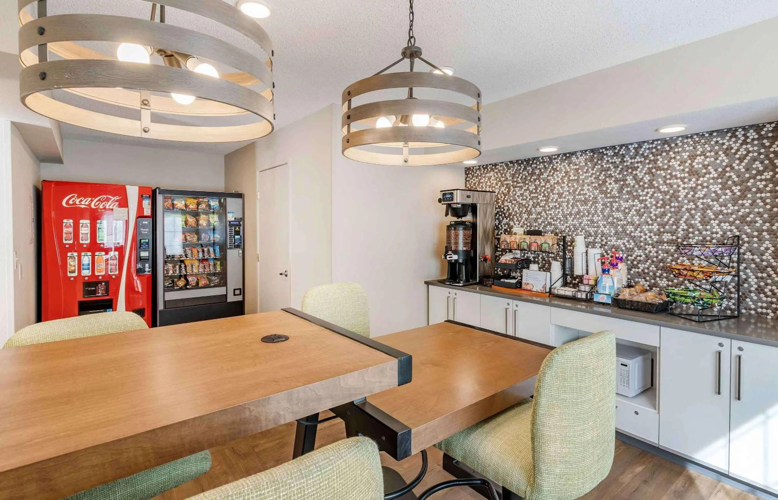 Breakfast in Extended Stay America Suites - San Jose - Mountain View