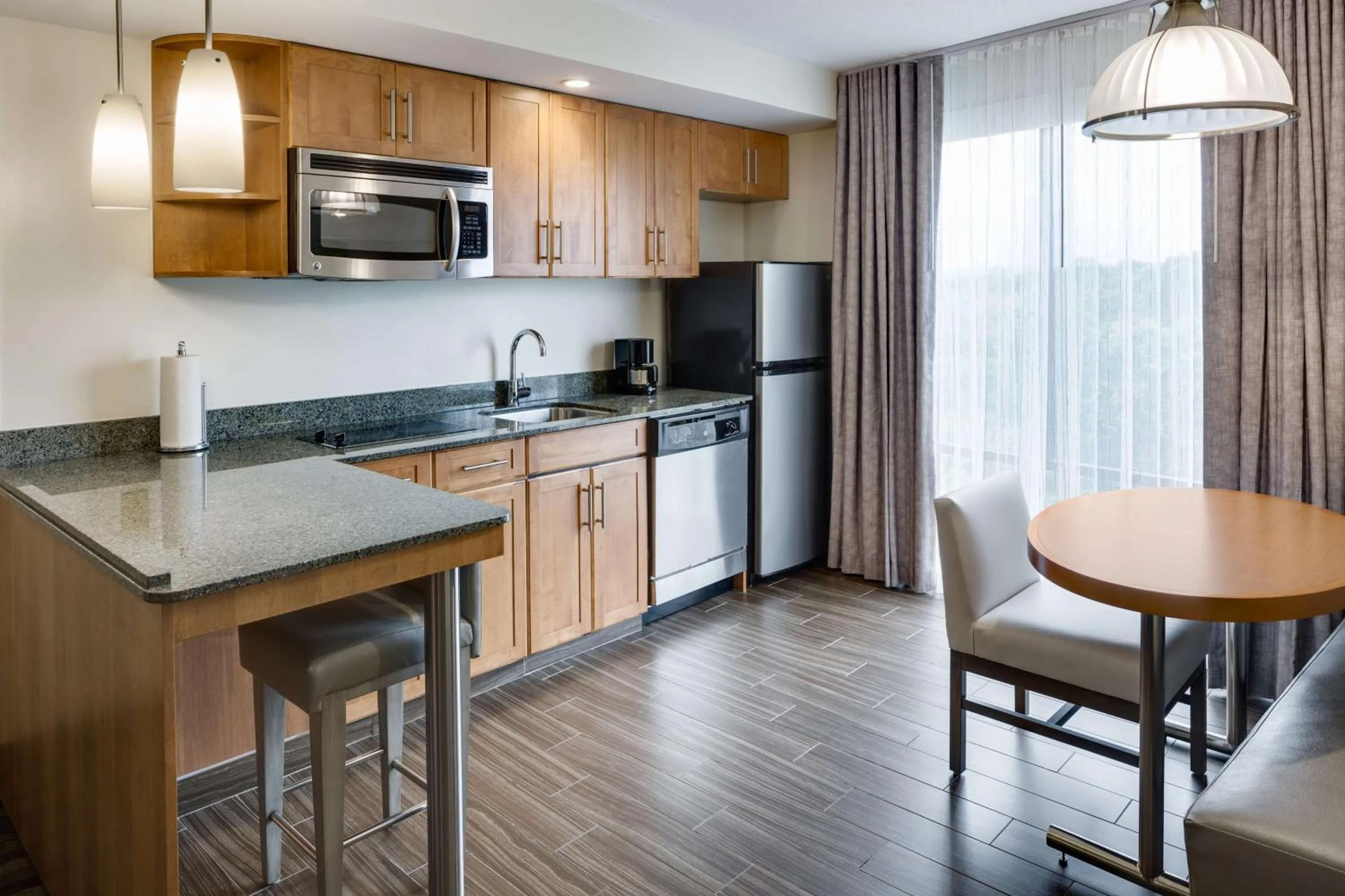 Bedroom in Hyatt House Hartford North/Windsor