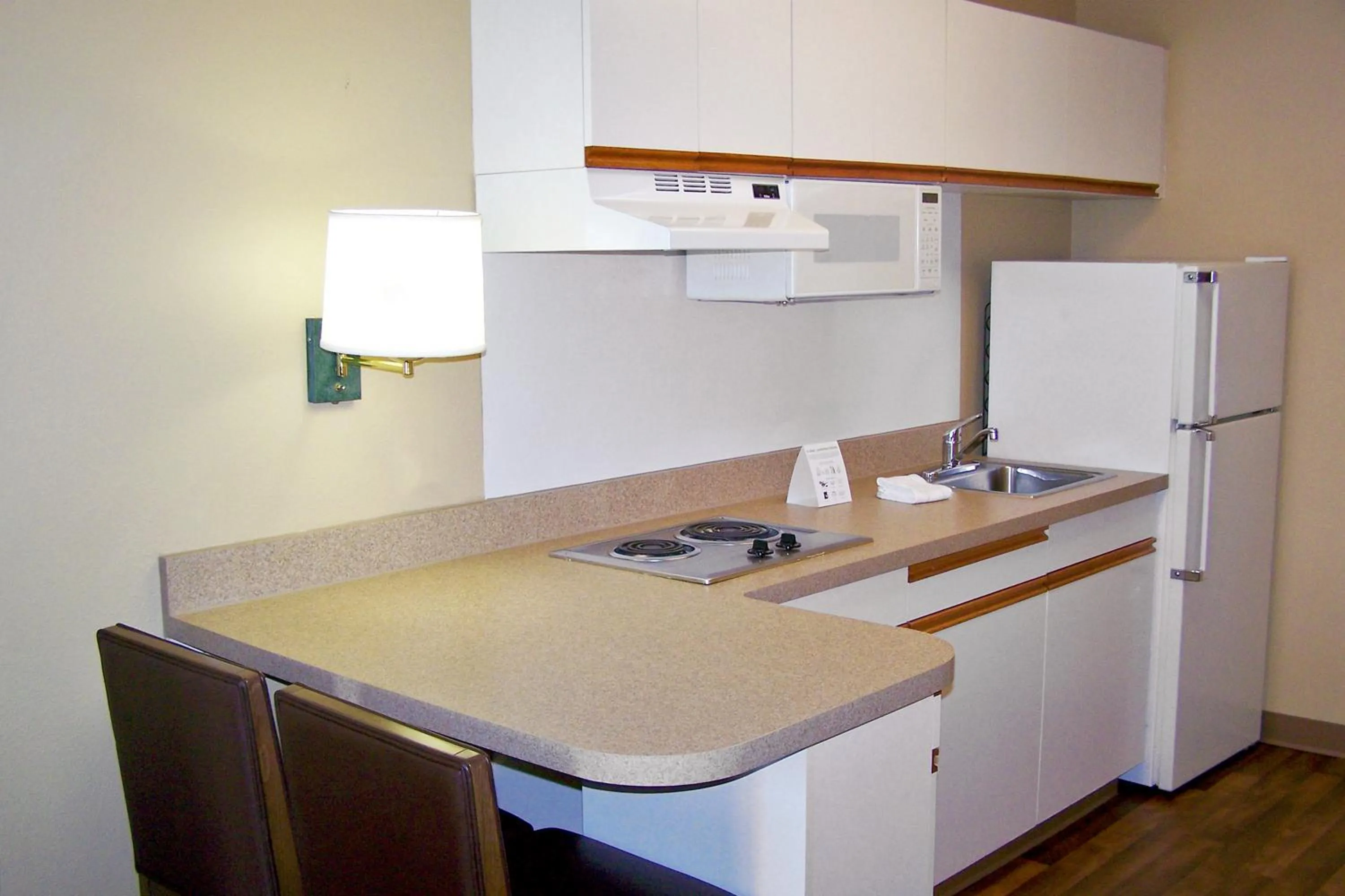 Kitchen or kitchenette in Extended Stay America Suites - Norwalk - Stamford