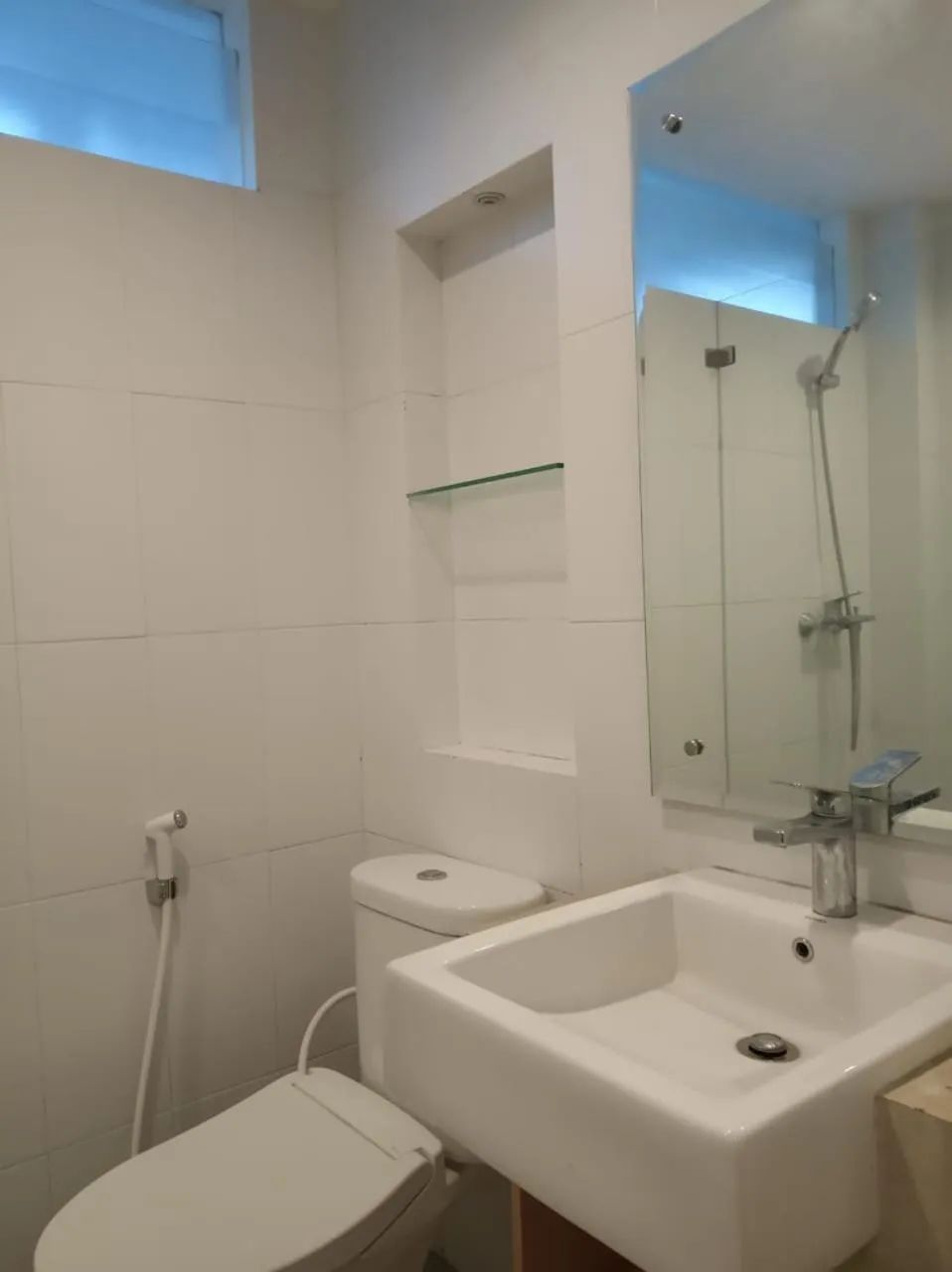 Bathroom in RedDoorz near Universitas Islam Indonesia