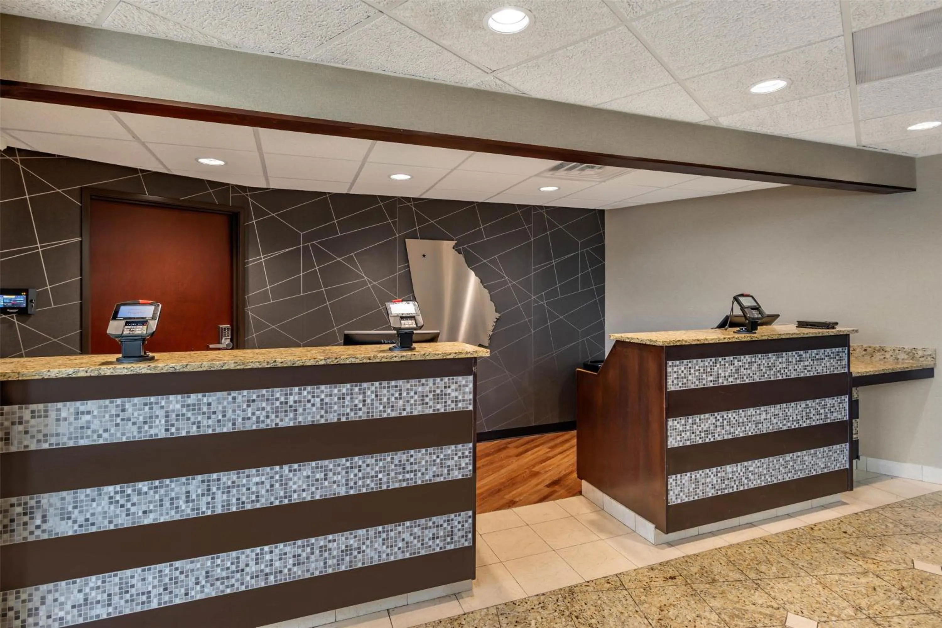 Lobby or reception in Drury Inn & Suites Atlanta Morrow