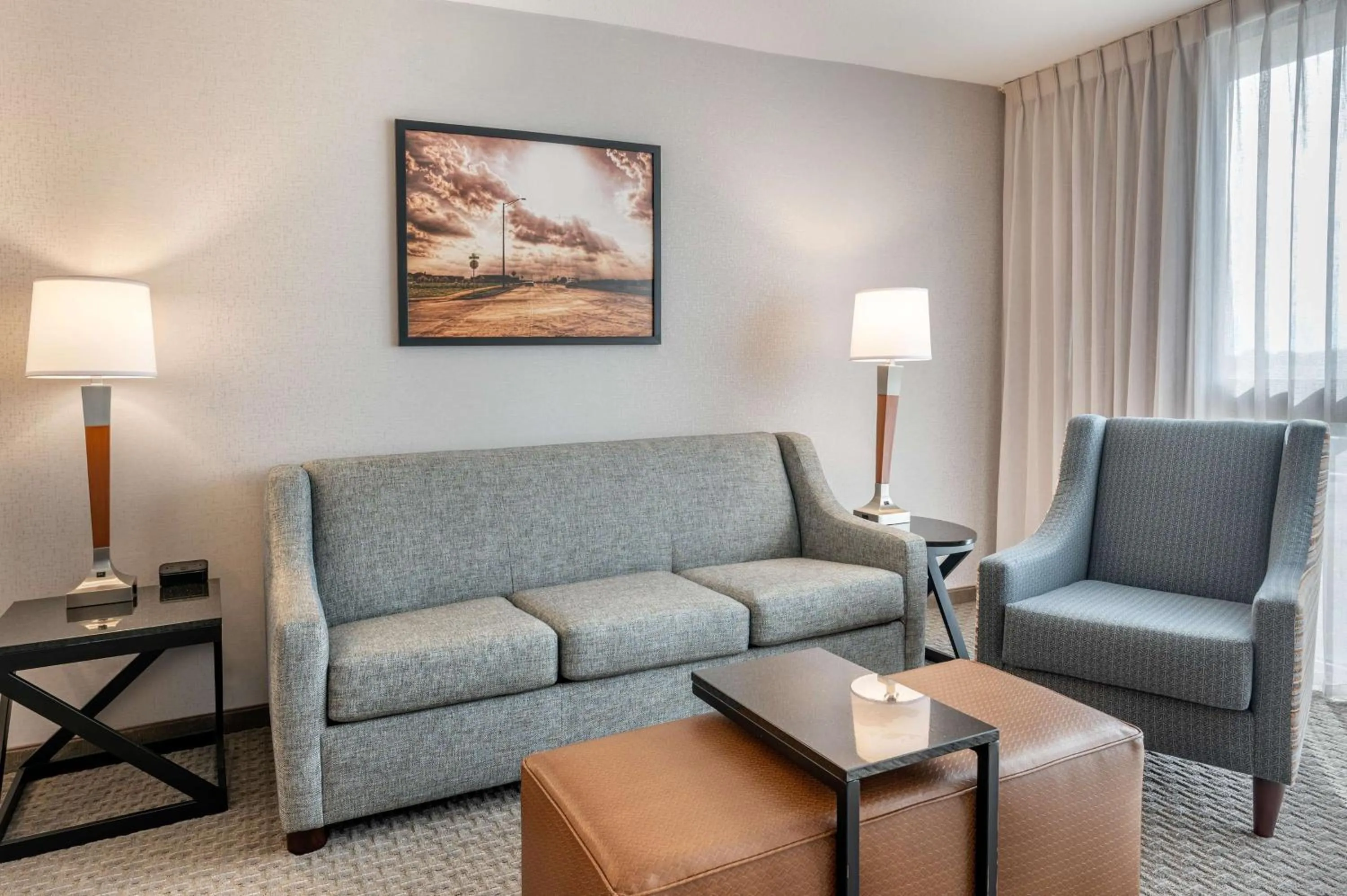 Bedroom in Drury Inn & Suites Champaign