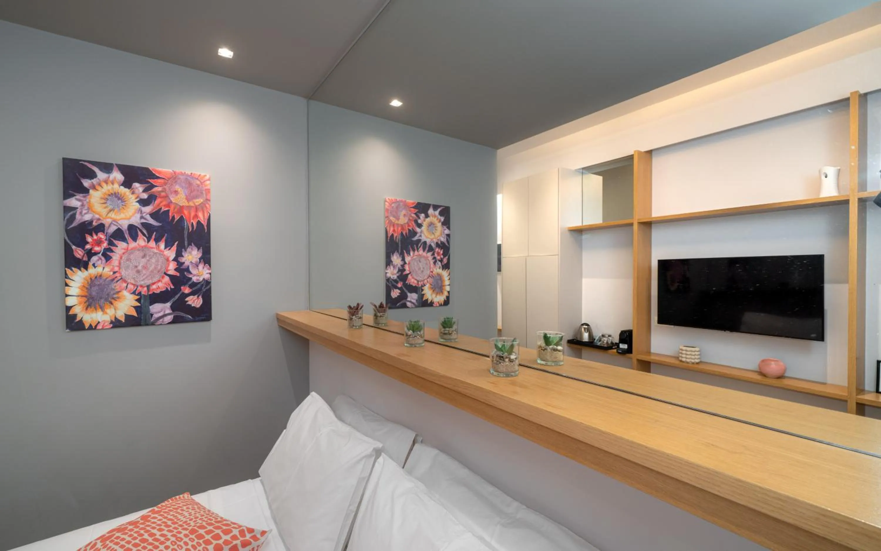 Bedroom in Kolokotroni Lofts Syntagma