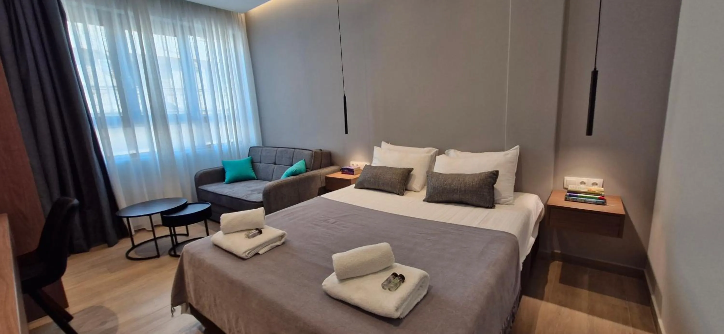 Bed in Kolokotroni Lofts Syntagma