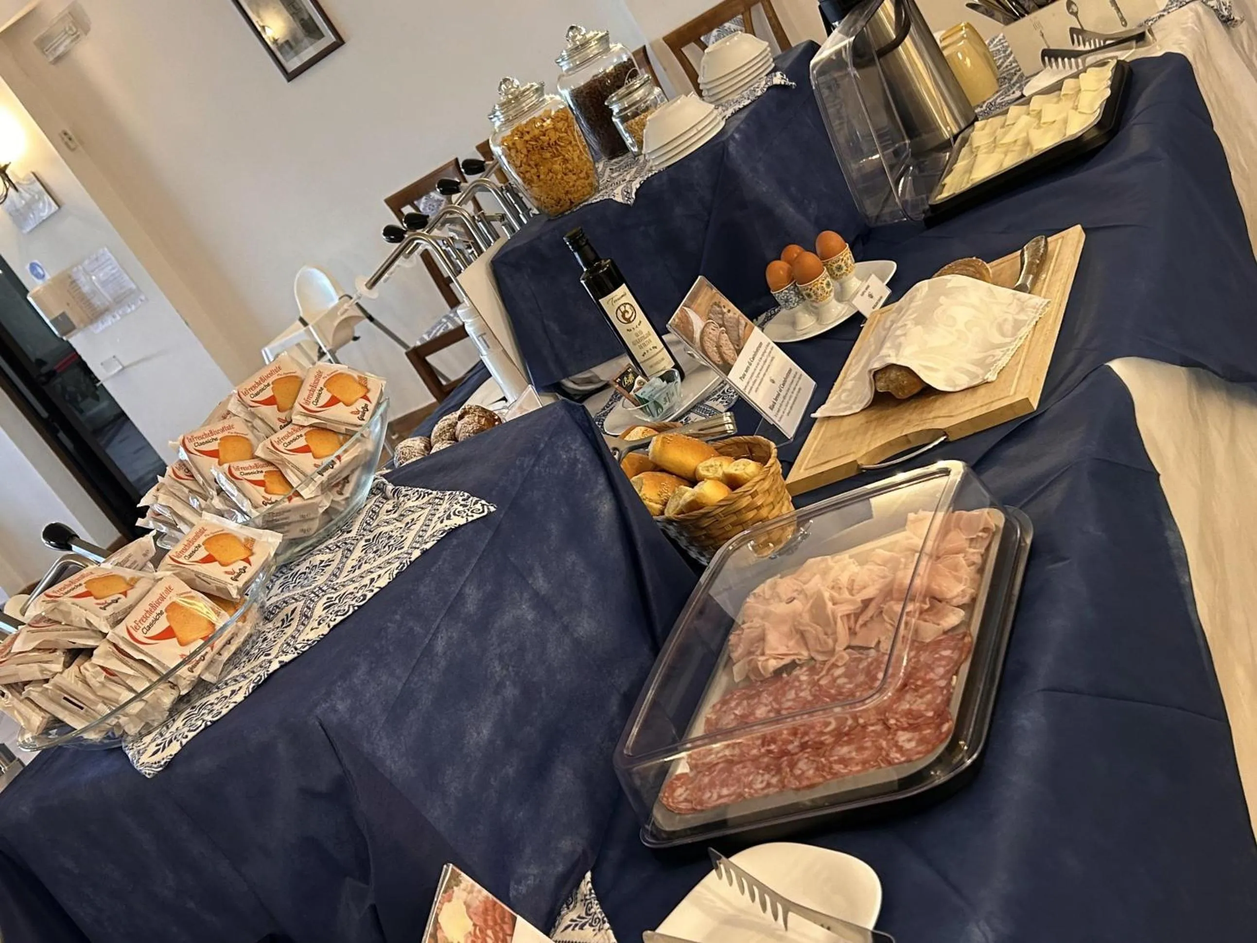 Breakfast in La Rosa Hotel - Selinunte