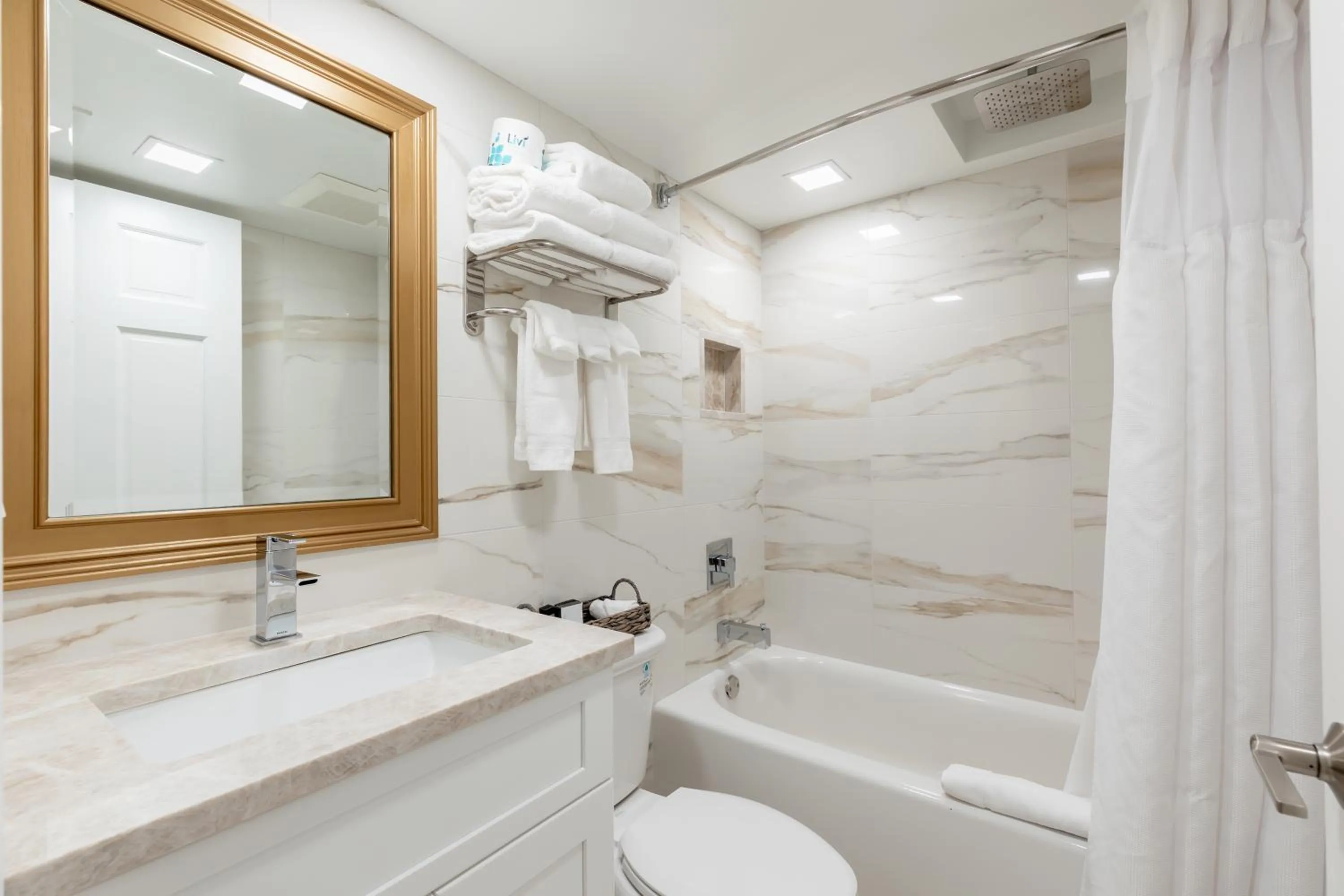 Bathroom in La Mer Beachfront Resort