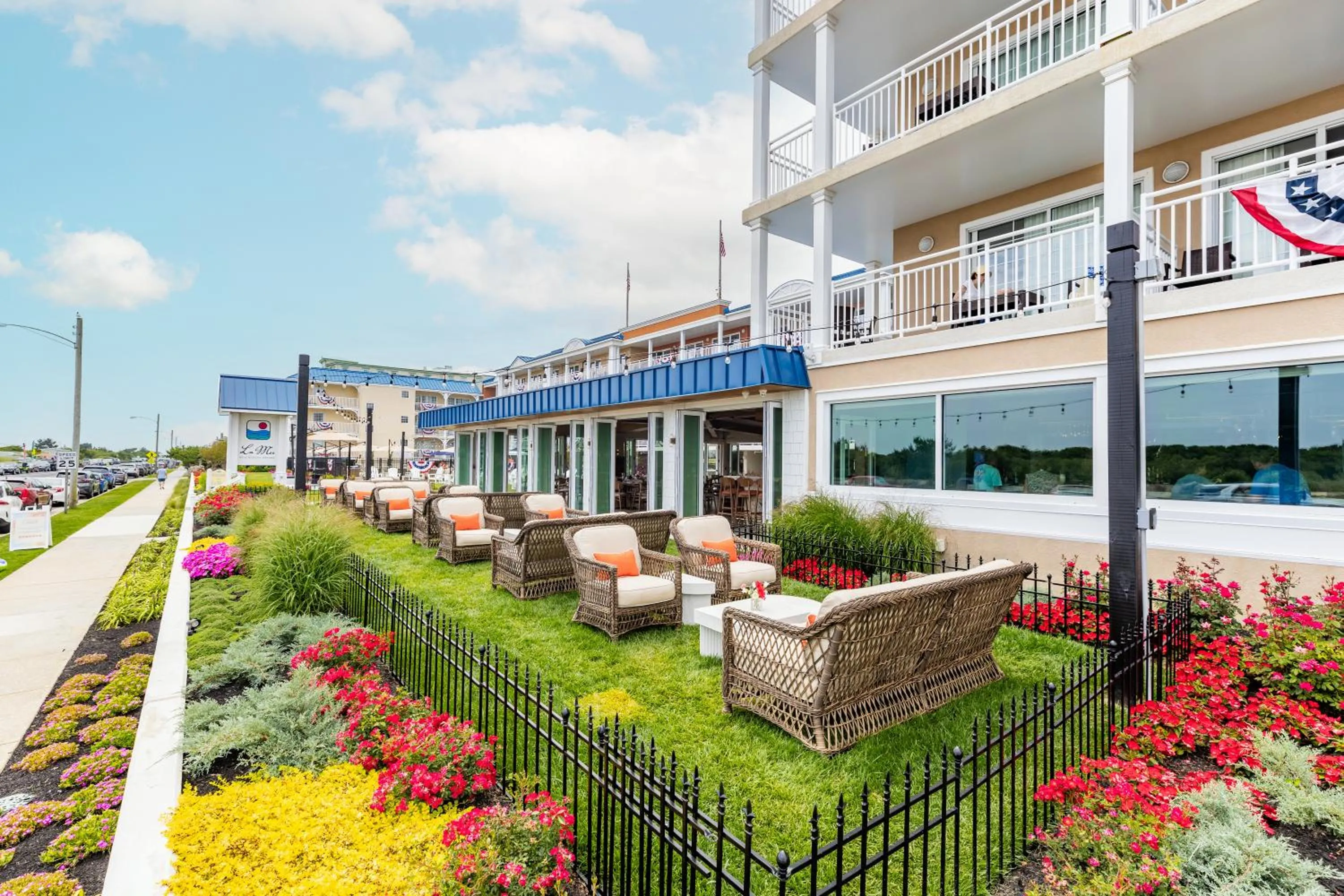 La Mer Beachfront Resort