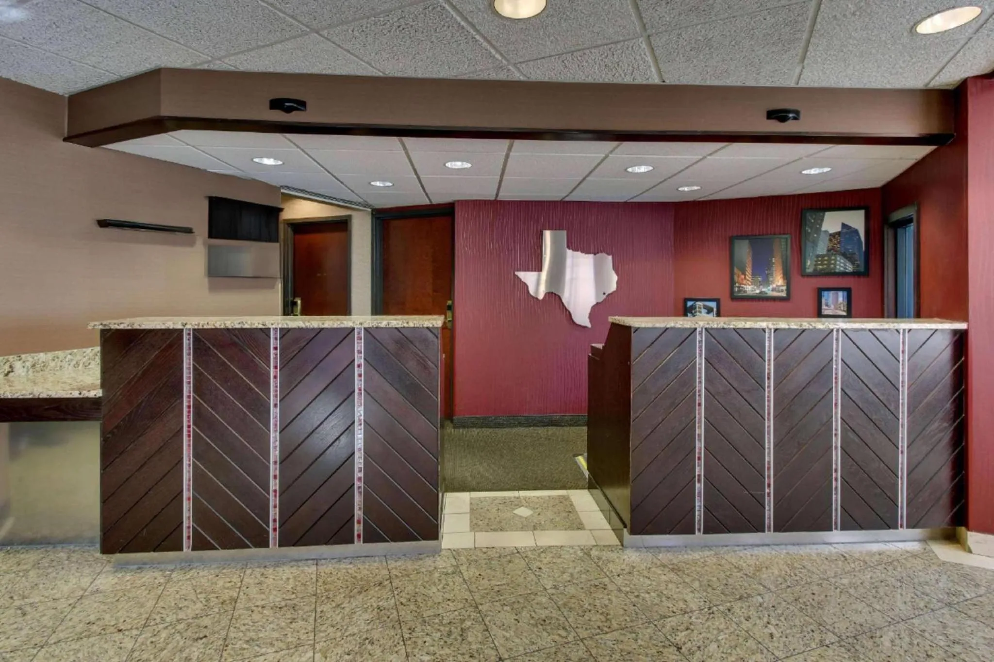 Lobby or reception in Heritage Inn Suites Houston Sugar Land, Trademark by Wyndham
