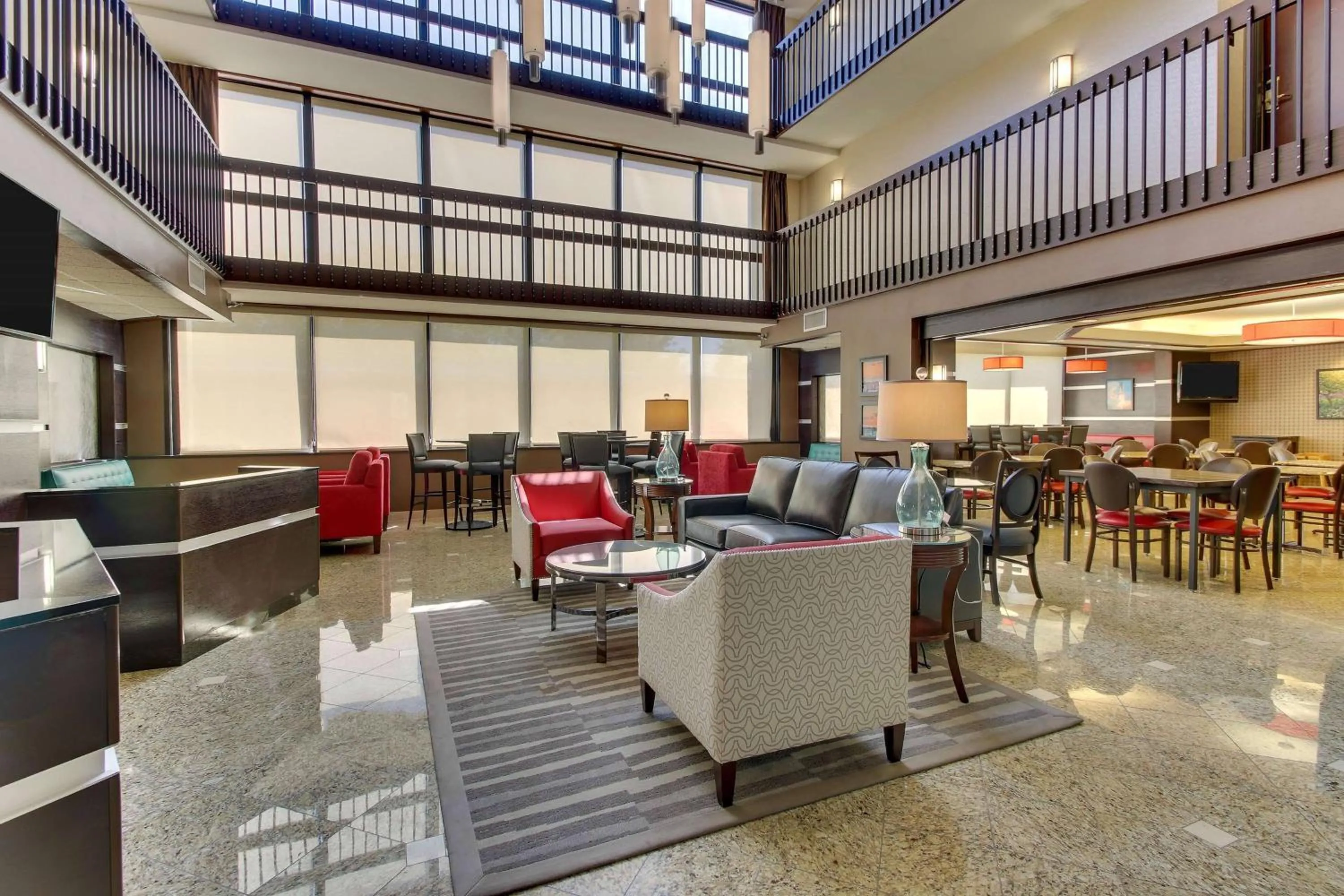 Lobby or reception in Heritage Inn Suites Houston Sugar Land, Trademark by Wyndham