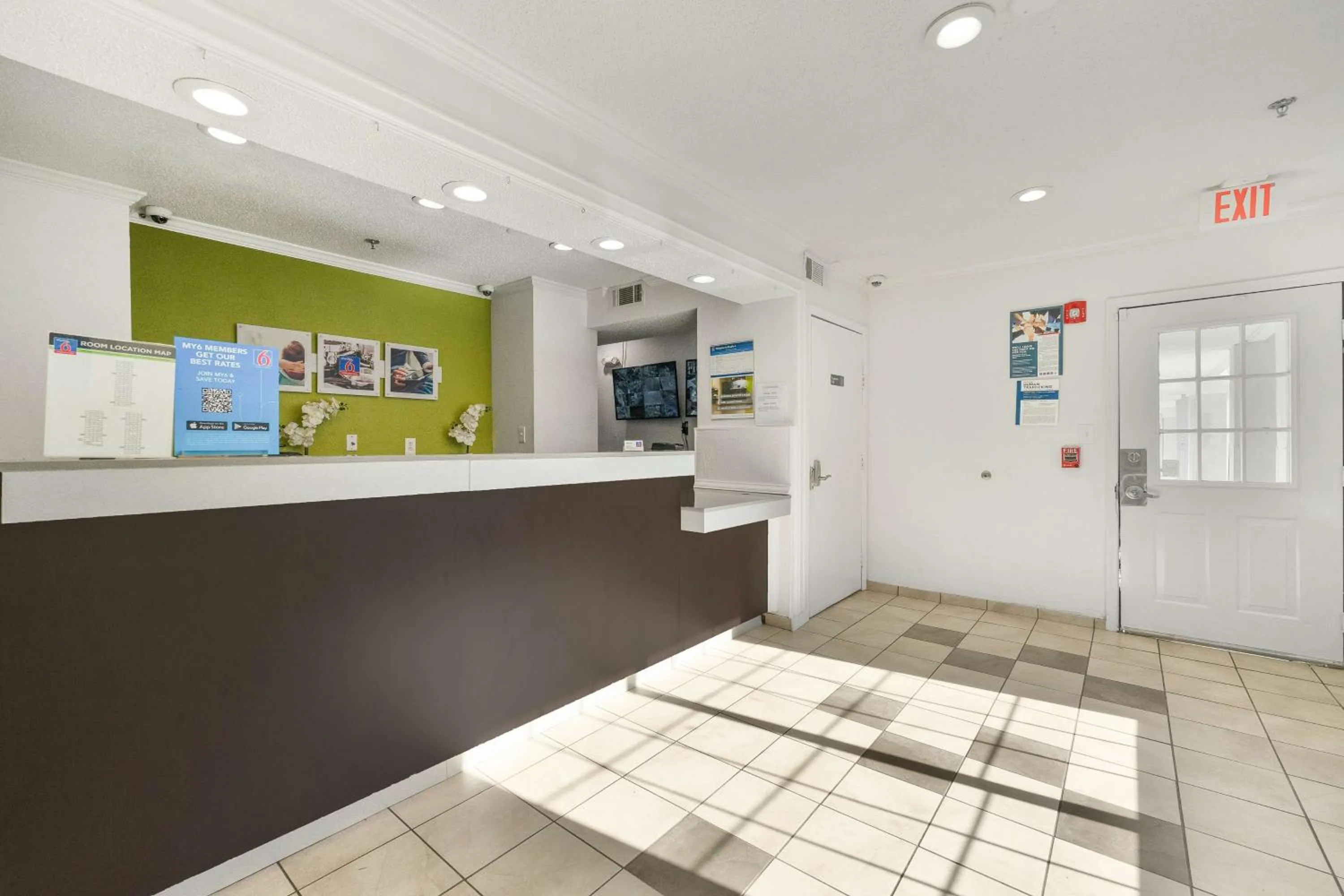 Lobby or reception in Studio 6-Tucker, GA - Atlanta Northlake