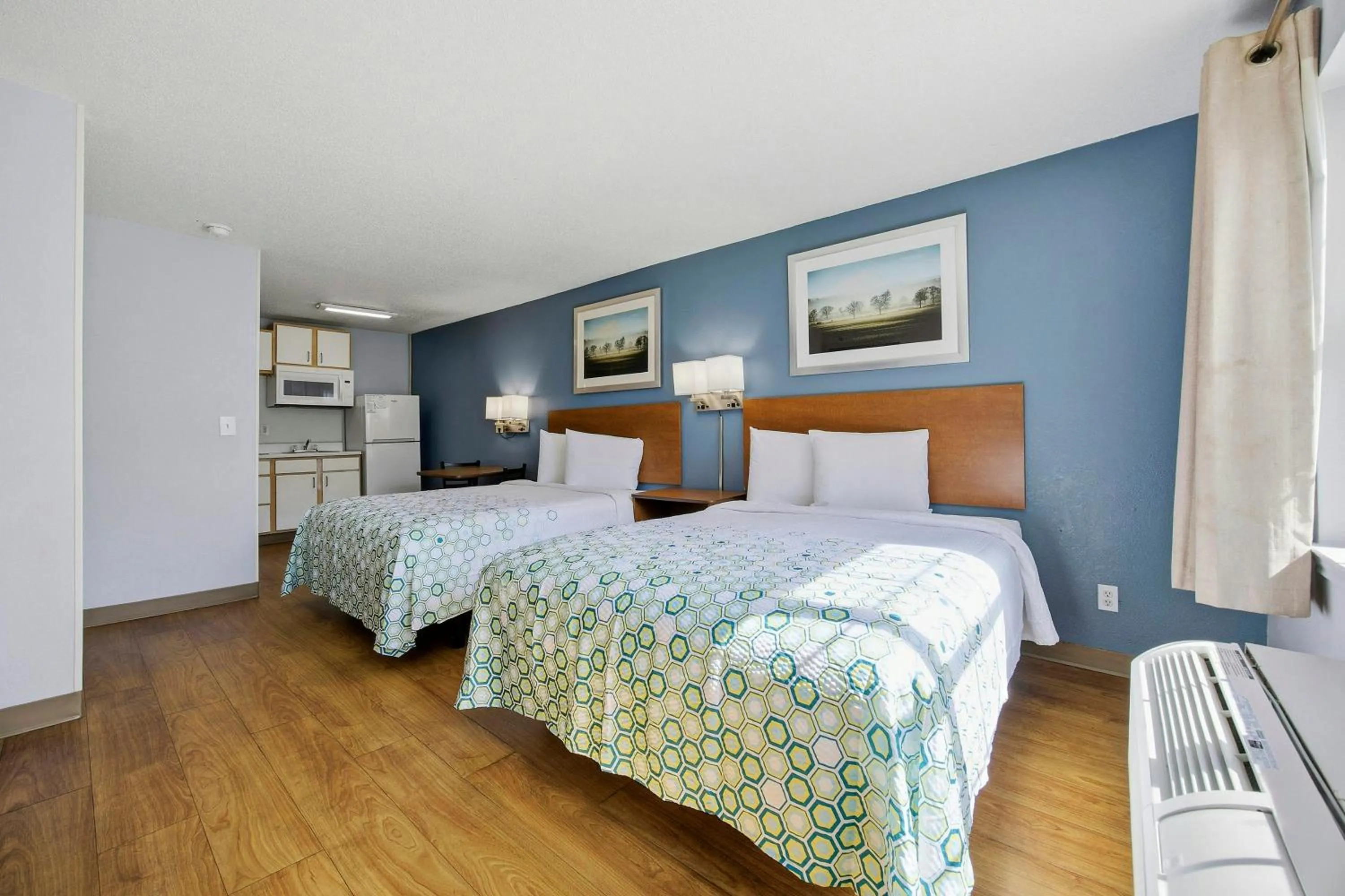 Photo of the whole room, Bed in HomeTowne Studios by Red Roof Atlanta - Peachtree Corners