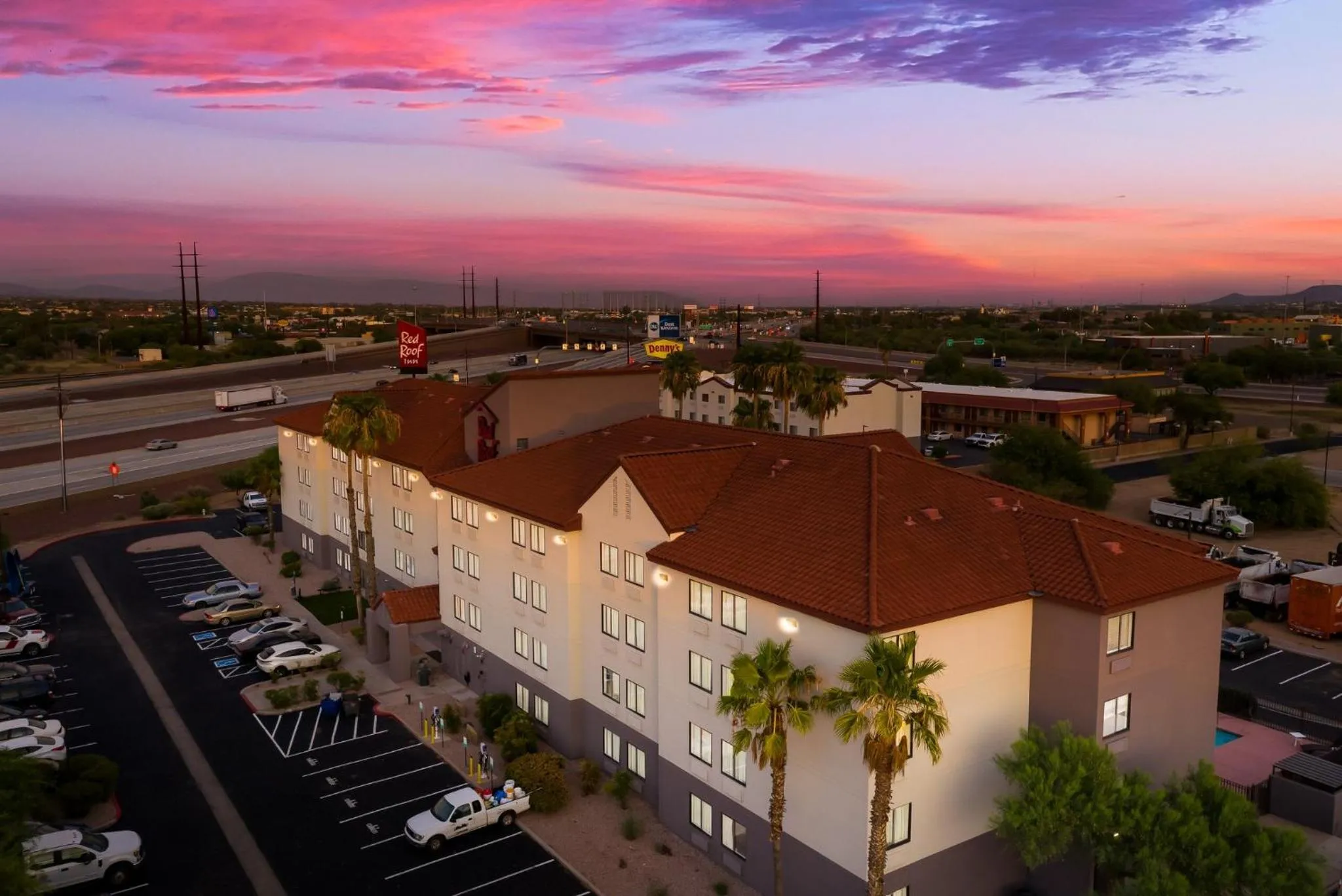 Property building in Red Roof Inn Tucson North - Marana
