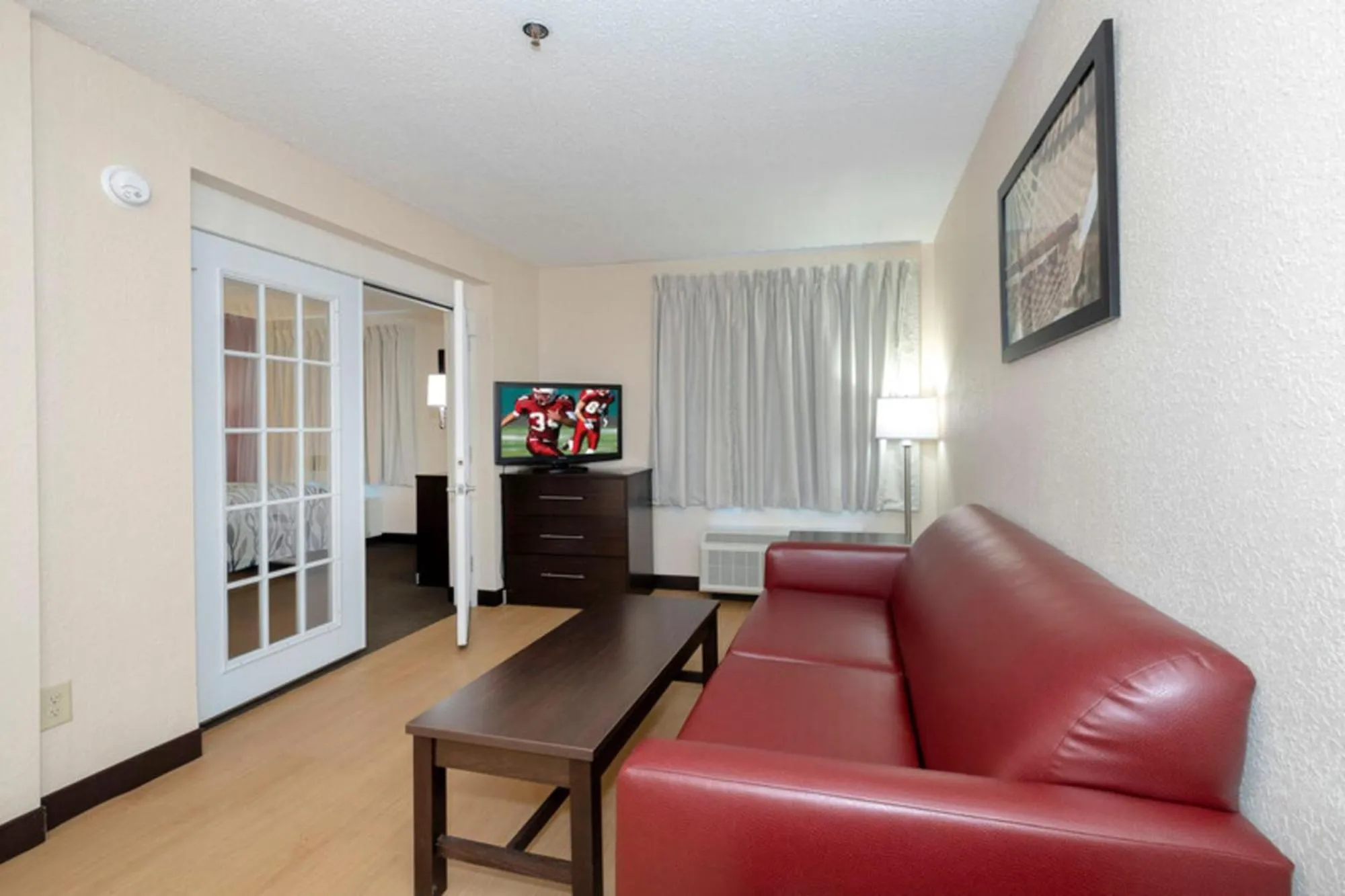 Living room in Red Roof Inn PLUS + Phoenix West