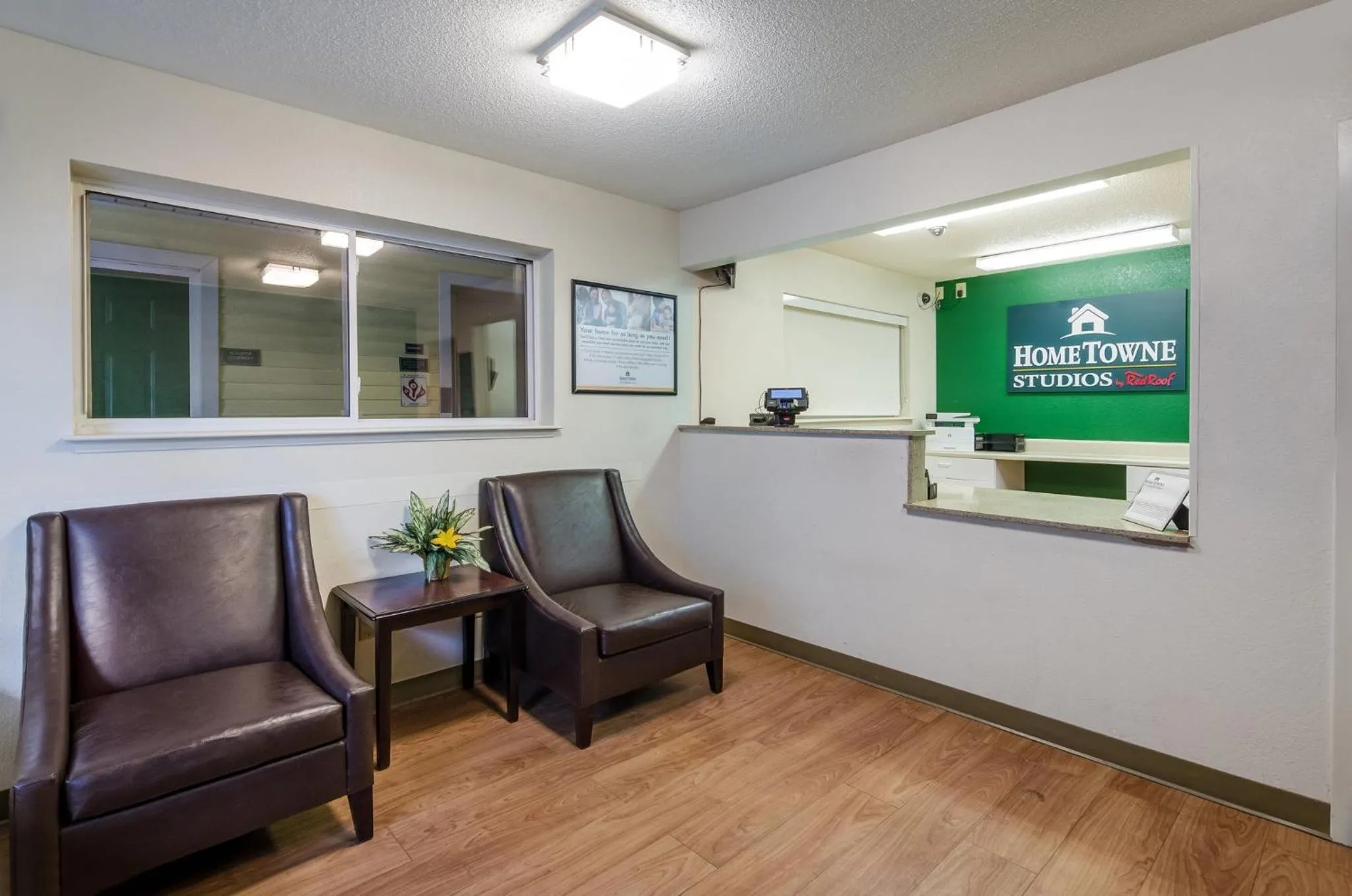 Lobby or reception in HomeTowne Studios by Red Roof Winston-Salem - University Pkwy