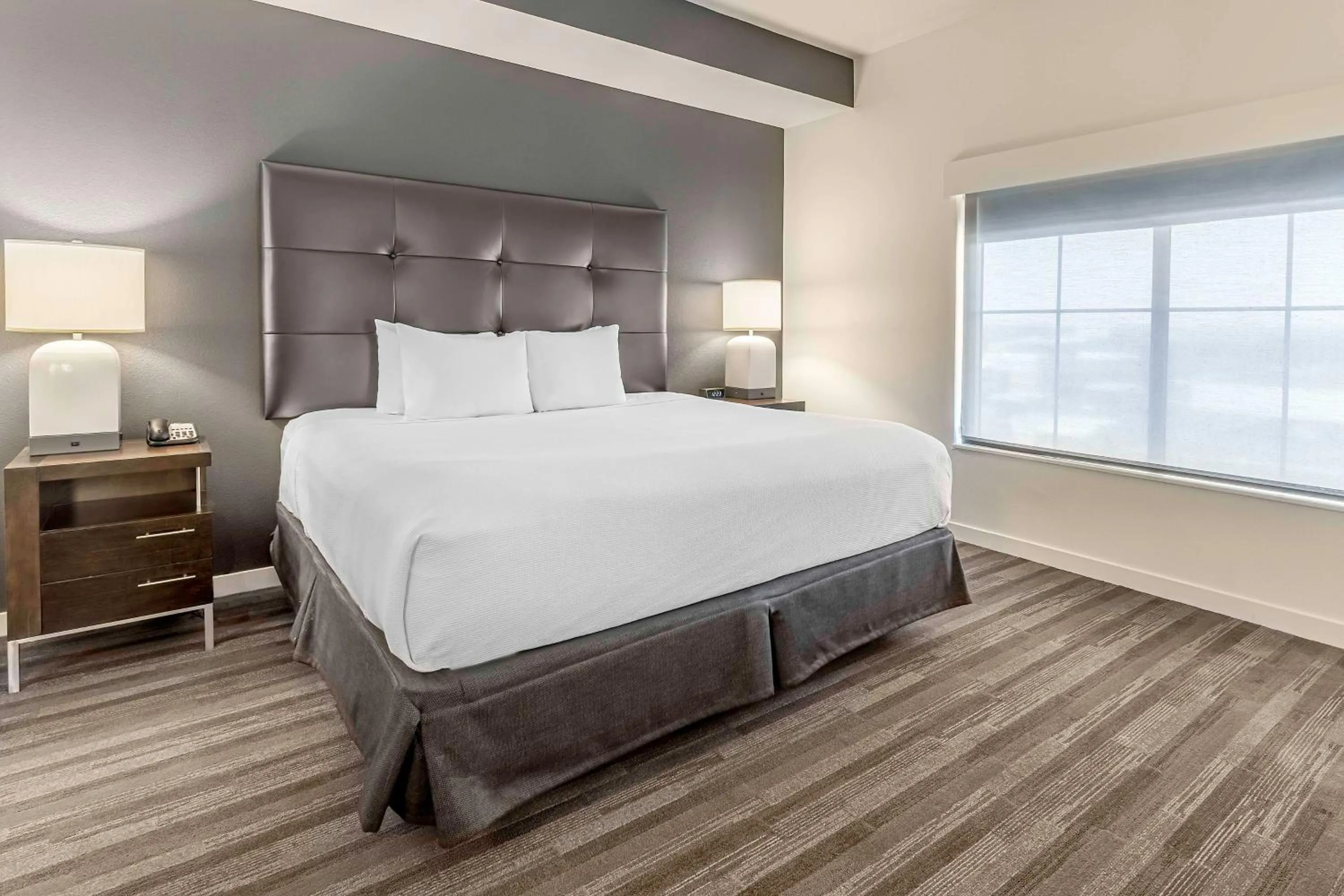 Bedroom, Bed in Hyatt House Richmond - Short Pump