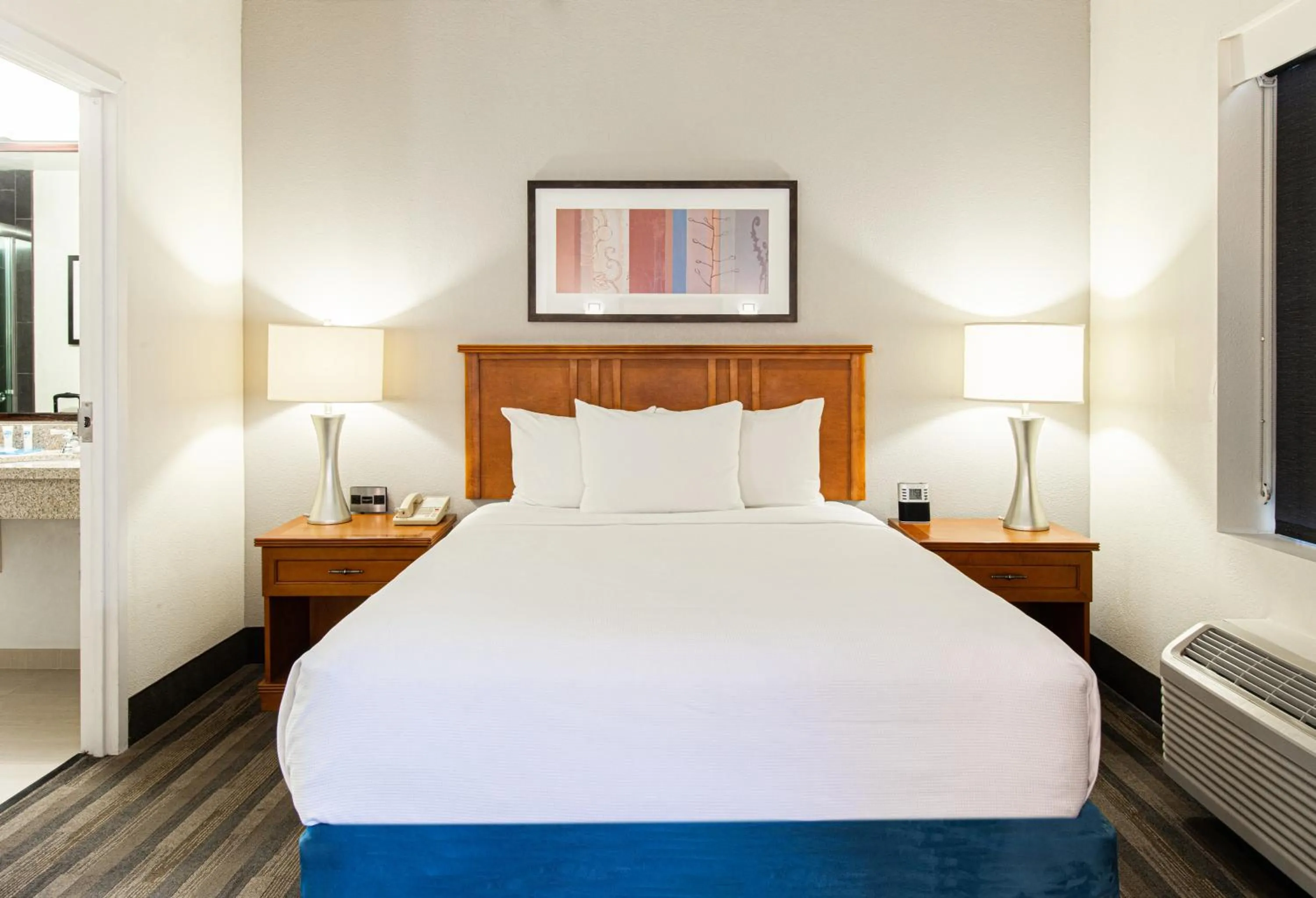 Bed in Hyatt House Chicago Schaumburg