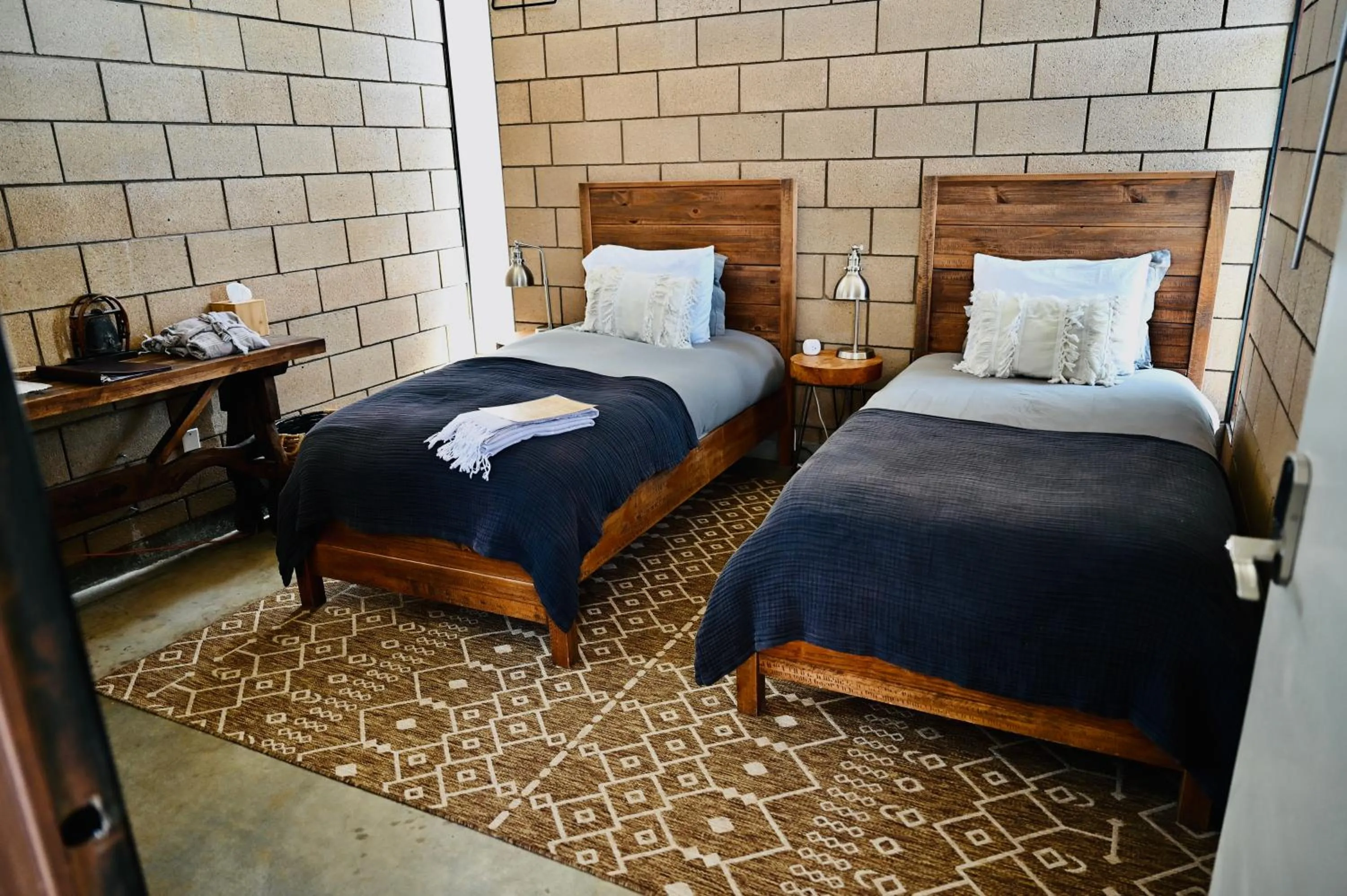 Bed in Miracle Manor Boutique Hotel & Spa