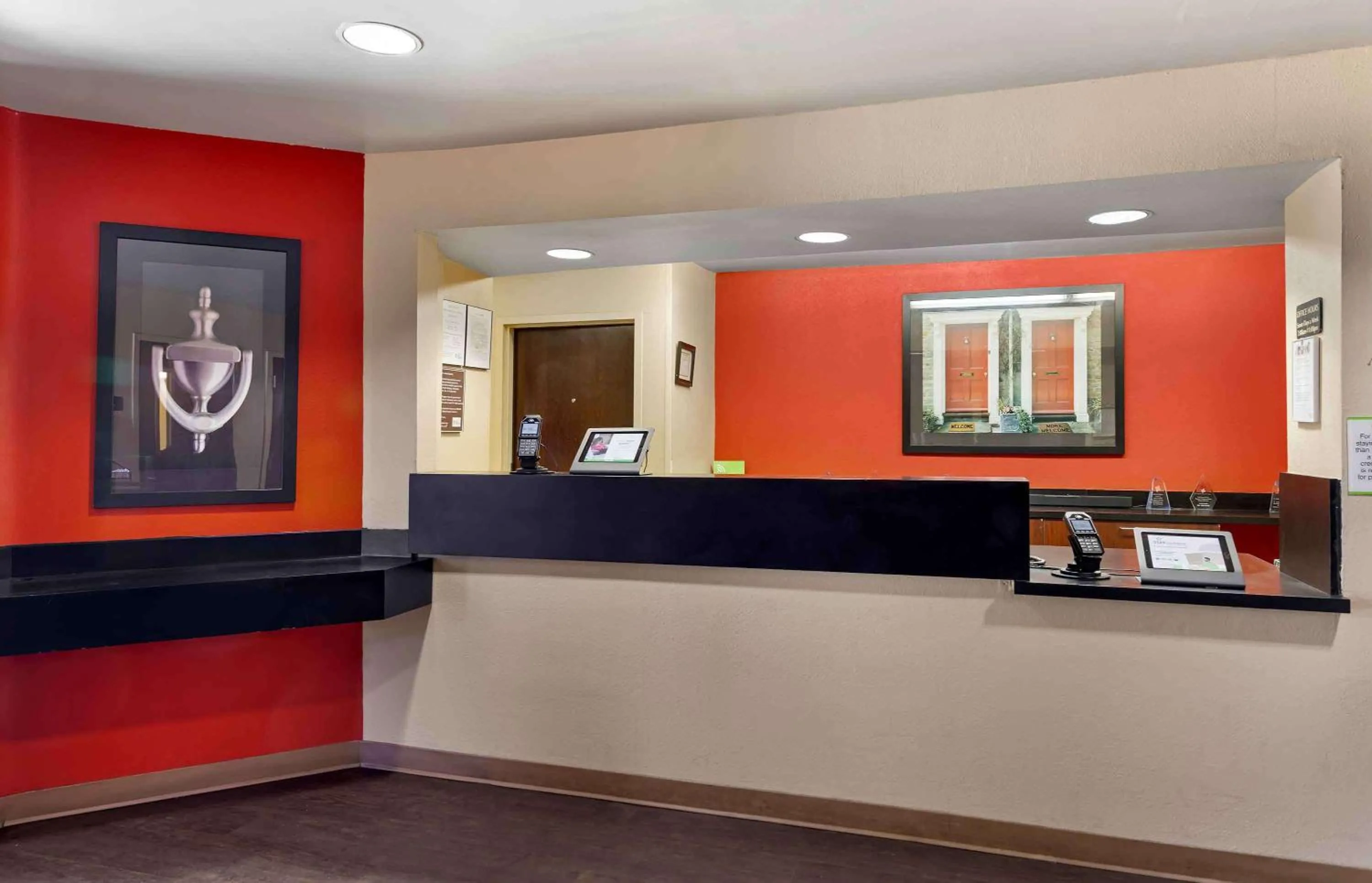 Lobby or reception in Extended Stay America Suites - Los Angeles - Long Beach Airport