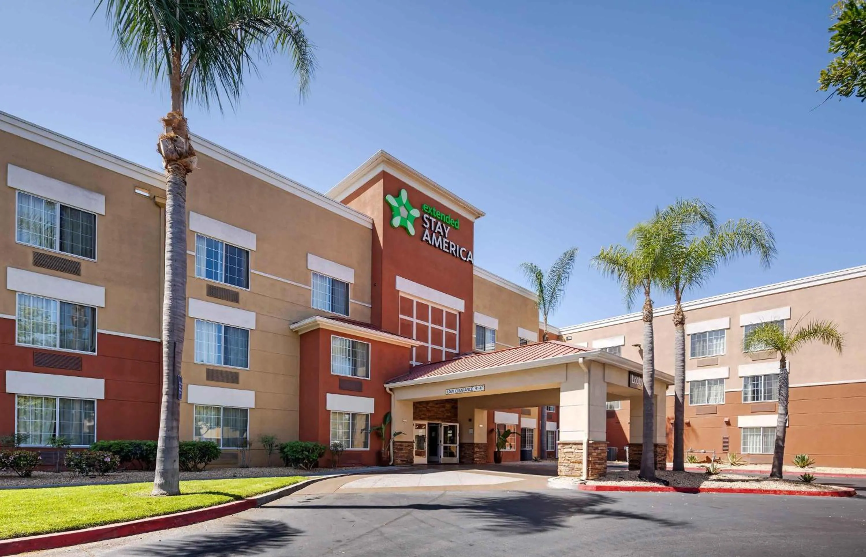 Property building in Extended Stay America Suites - Orange County - Cypress