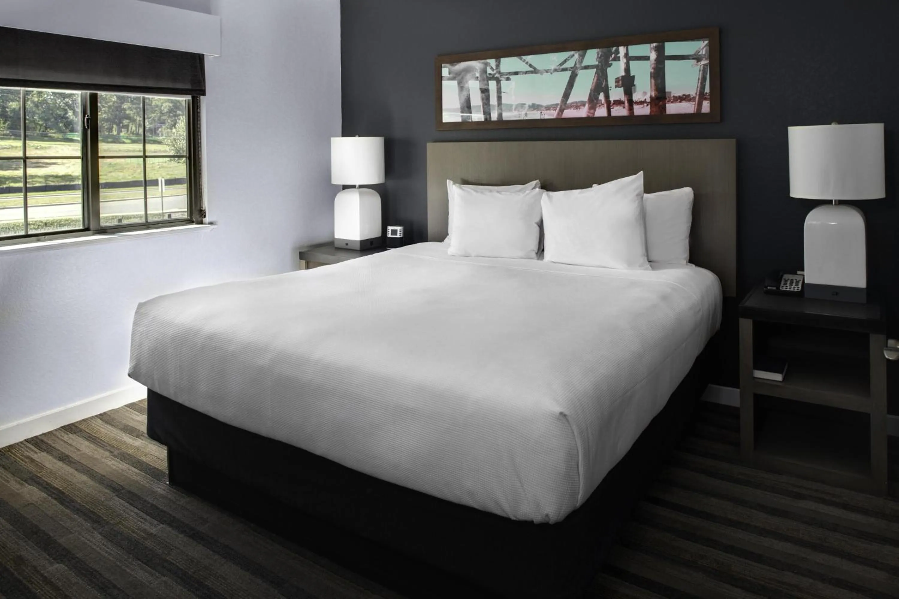 Photo of the whole room, Bed in Hyatt House Parsippany Whippany