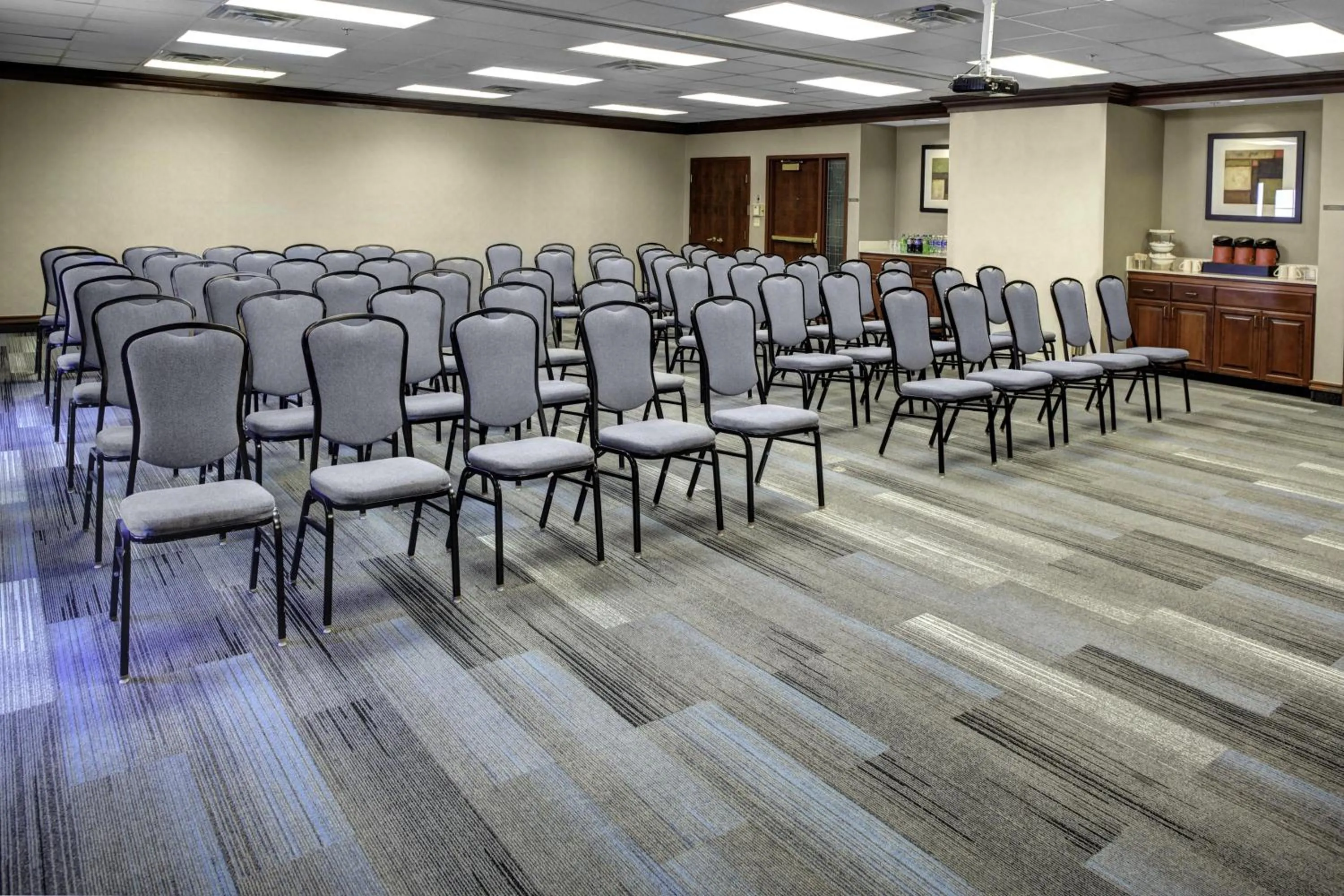 Meeting/conference room in Hyatt House Parsippany Whippany