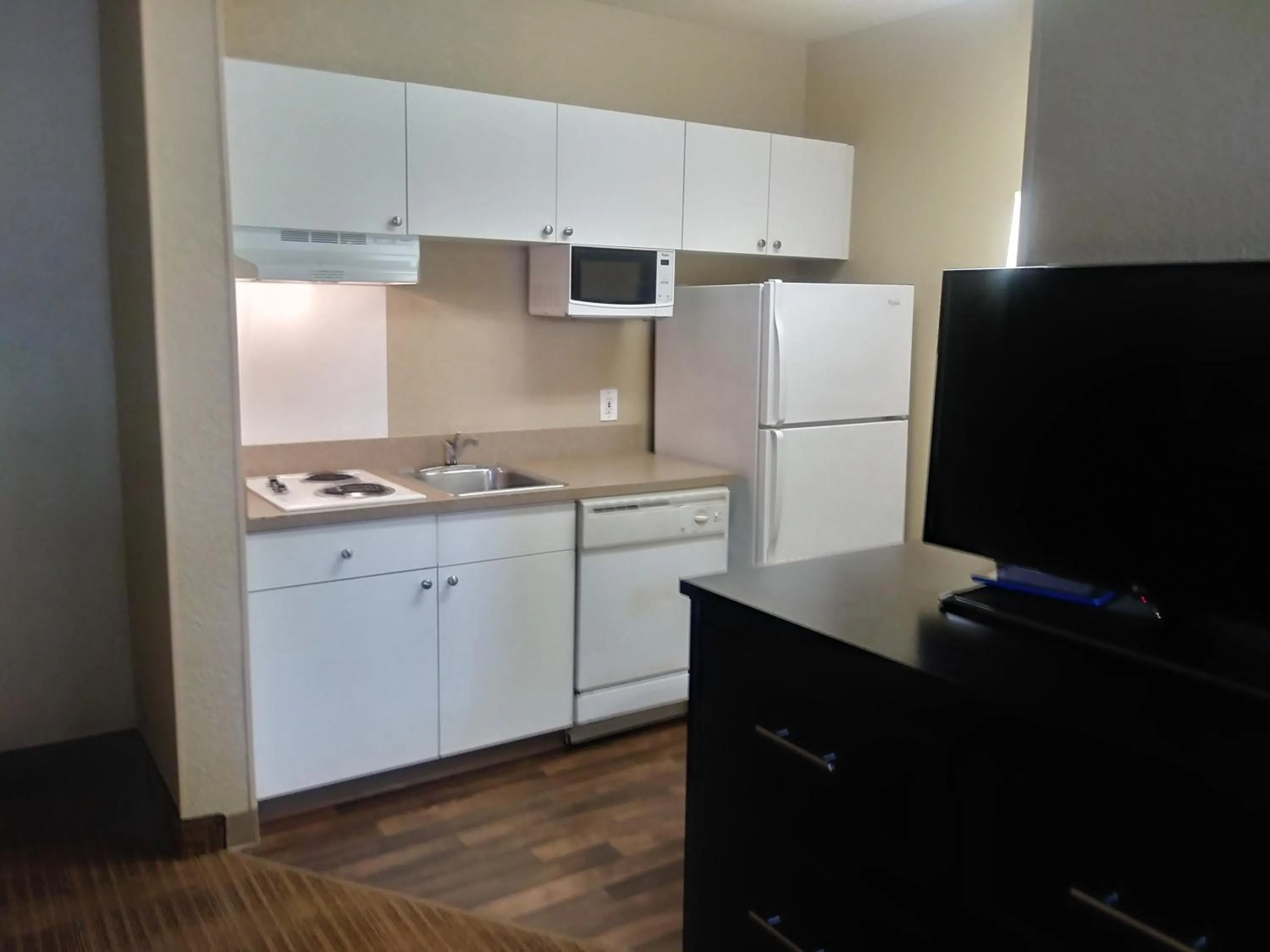 TV and multimedia in Extended Stay America Suites - Denver - Aurora North