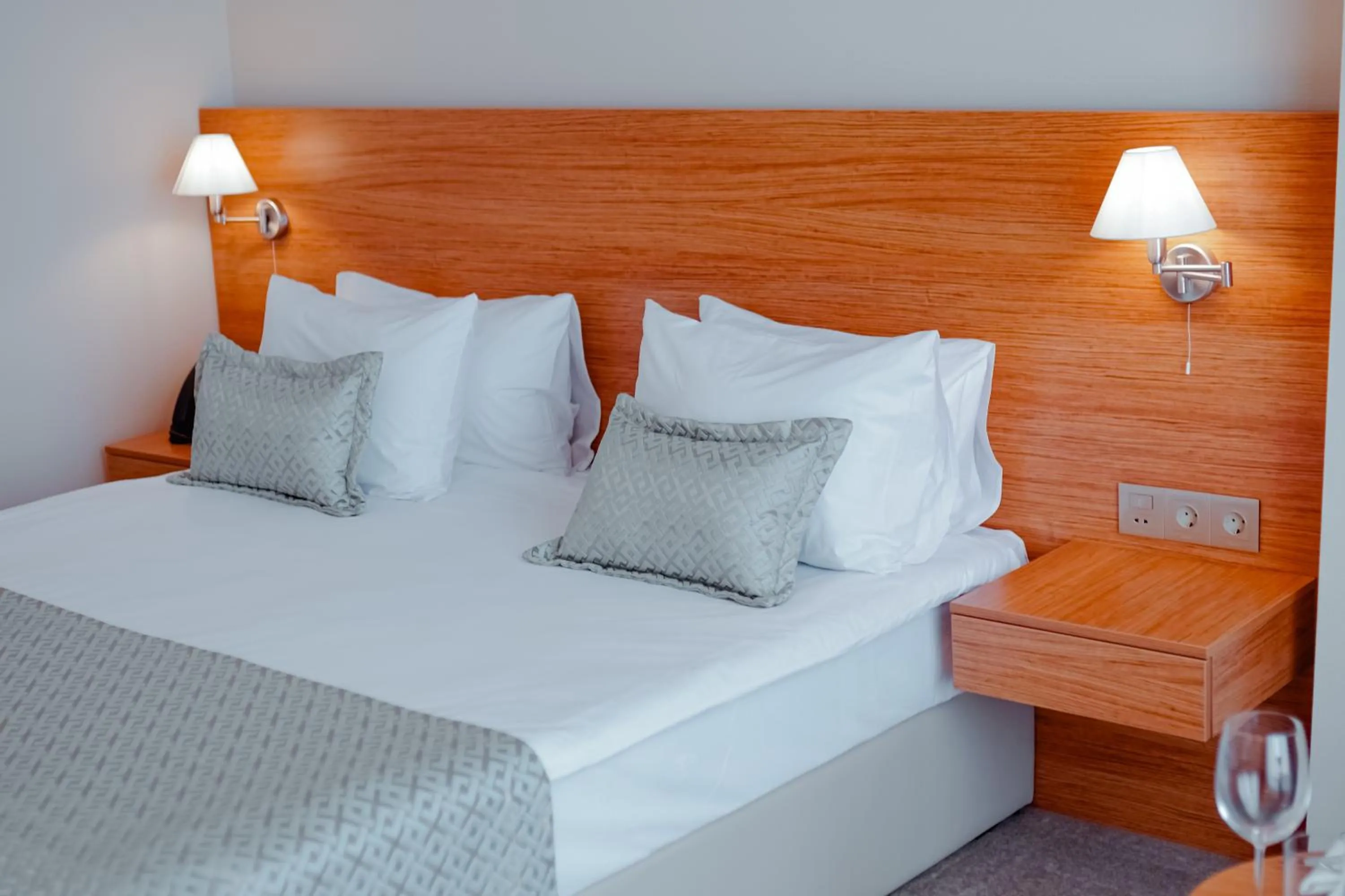 Bed in Khazar Inji Hotel