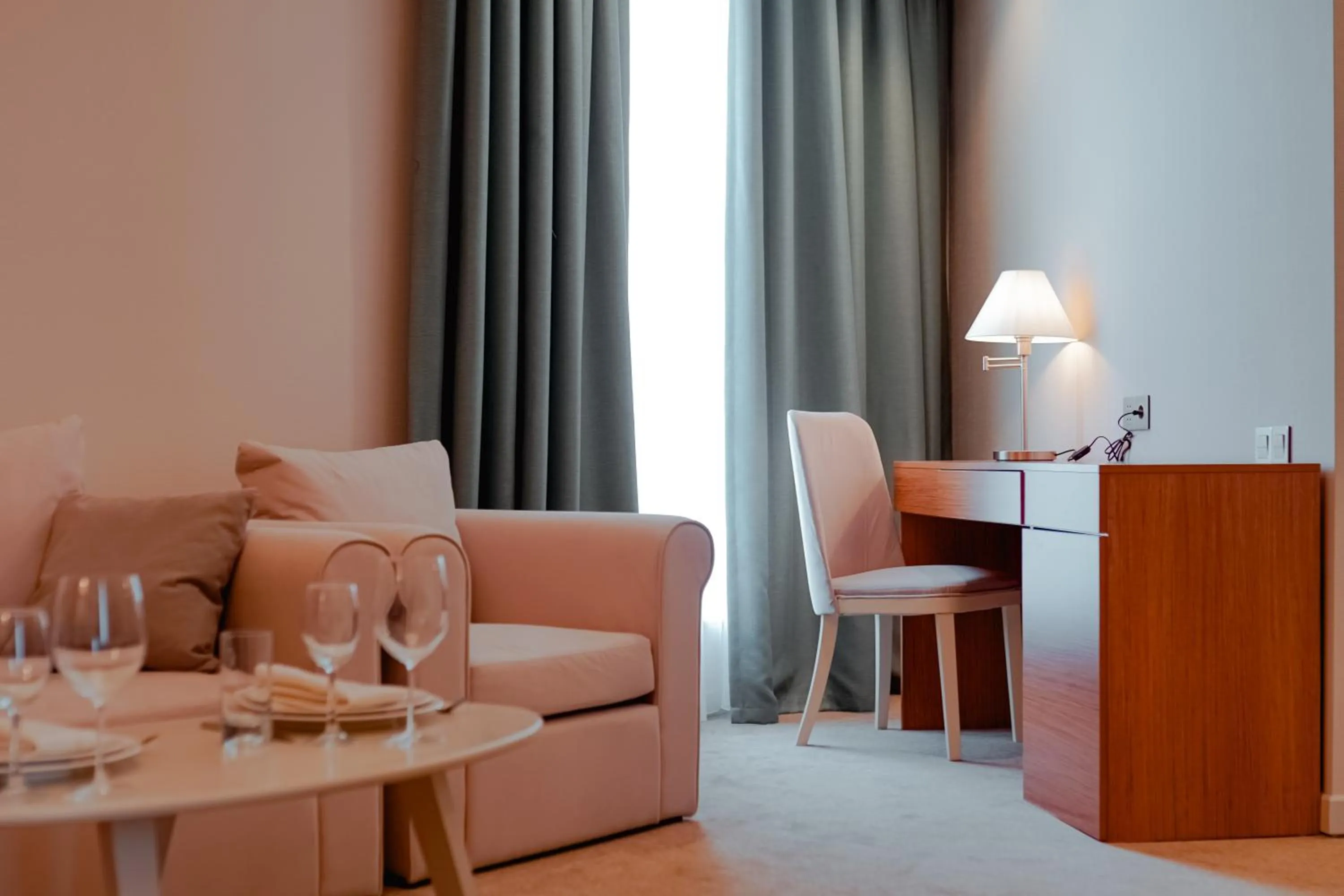 Living room in Khazar Inji Hotel